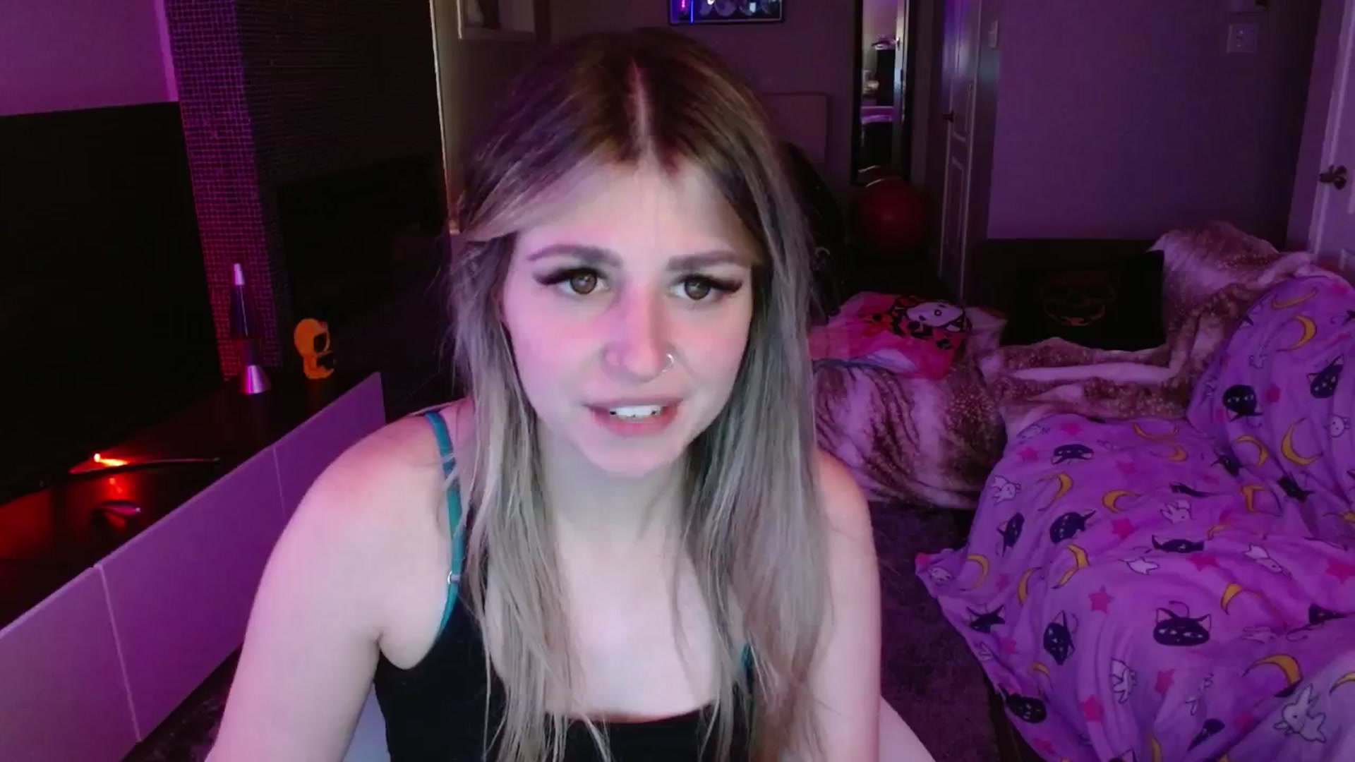 Gallery image thumbnail from Serafina's myfreecams stream on, 08/08/2024, 05:37 image 9 of 20