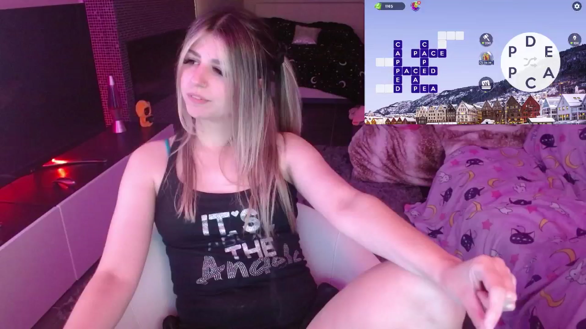 Gallery image thumbnail from Serafina's myfreecams stream on, 08/08/2024, 07:33 image 10 of 20