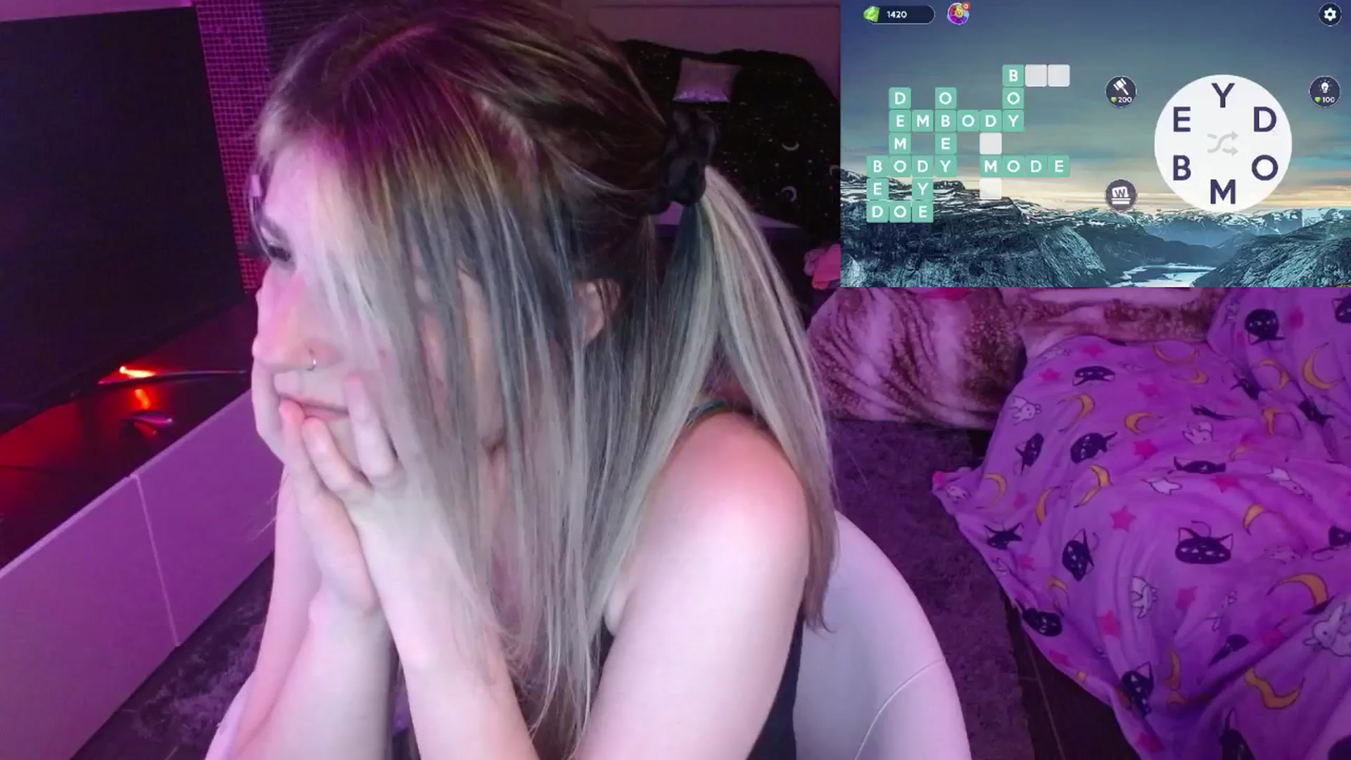 Gallery image thumbnail from Serafina's myfreecams stream on, 08/08/2024, 07:33 image 14 of 20