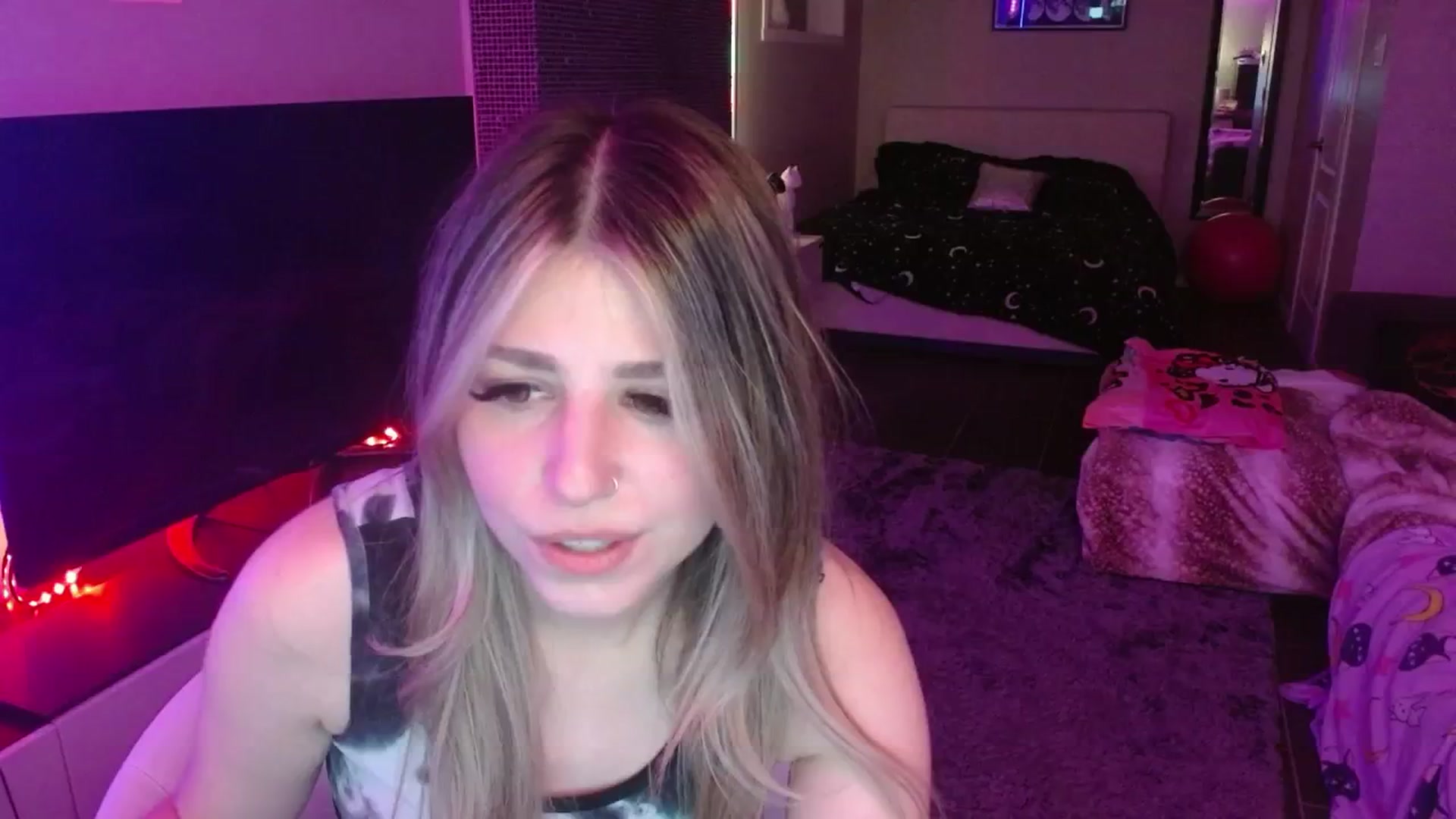 Gallery image thumbnail from Serafina's myfreecams stream on, 08/09/2024, 05:26 image 17 of 20