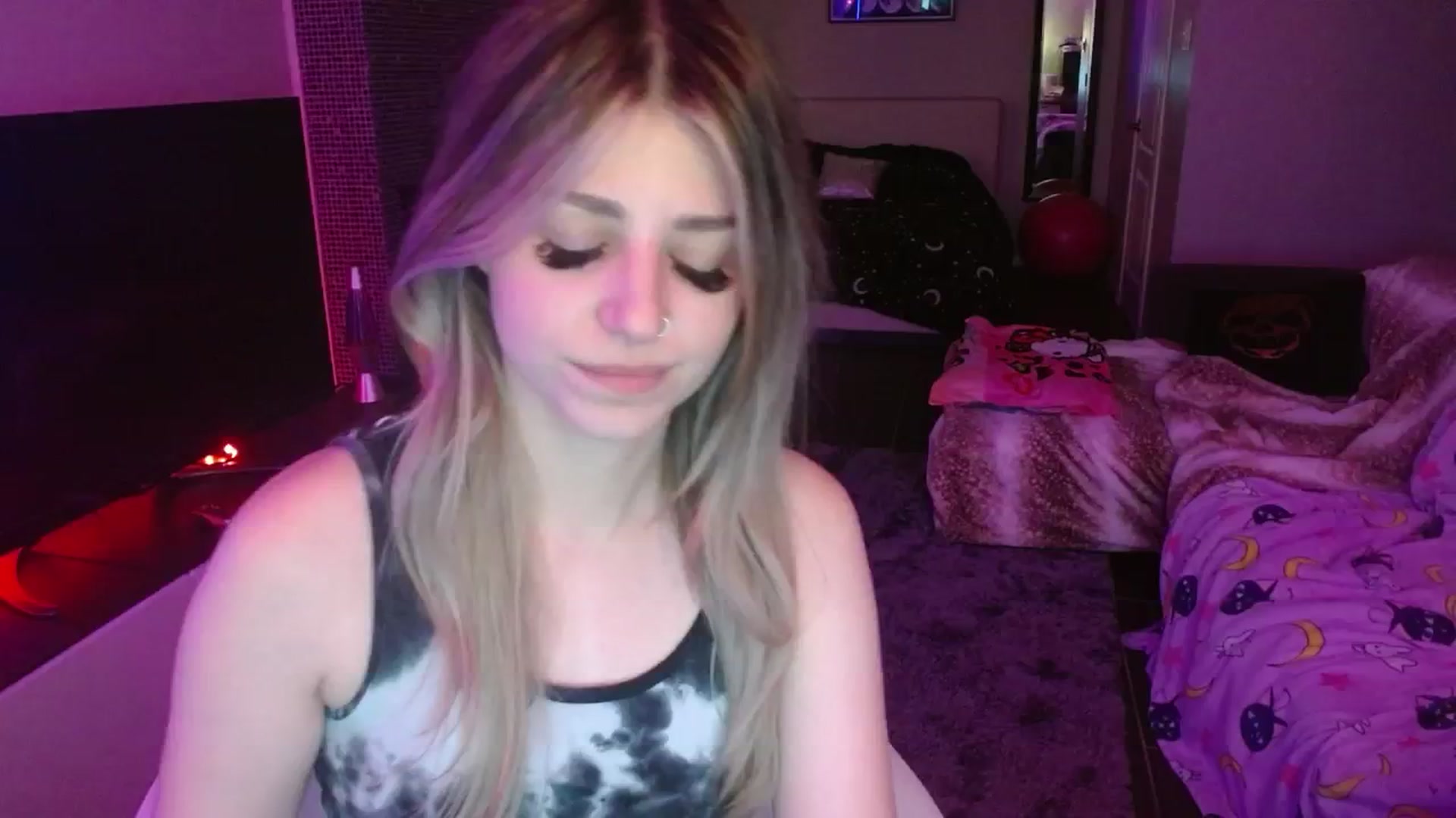 Gallery image thumbnail from Serafina's myfreecams stream on, 08/09/2024, 07:01 image 16 of 20