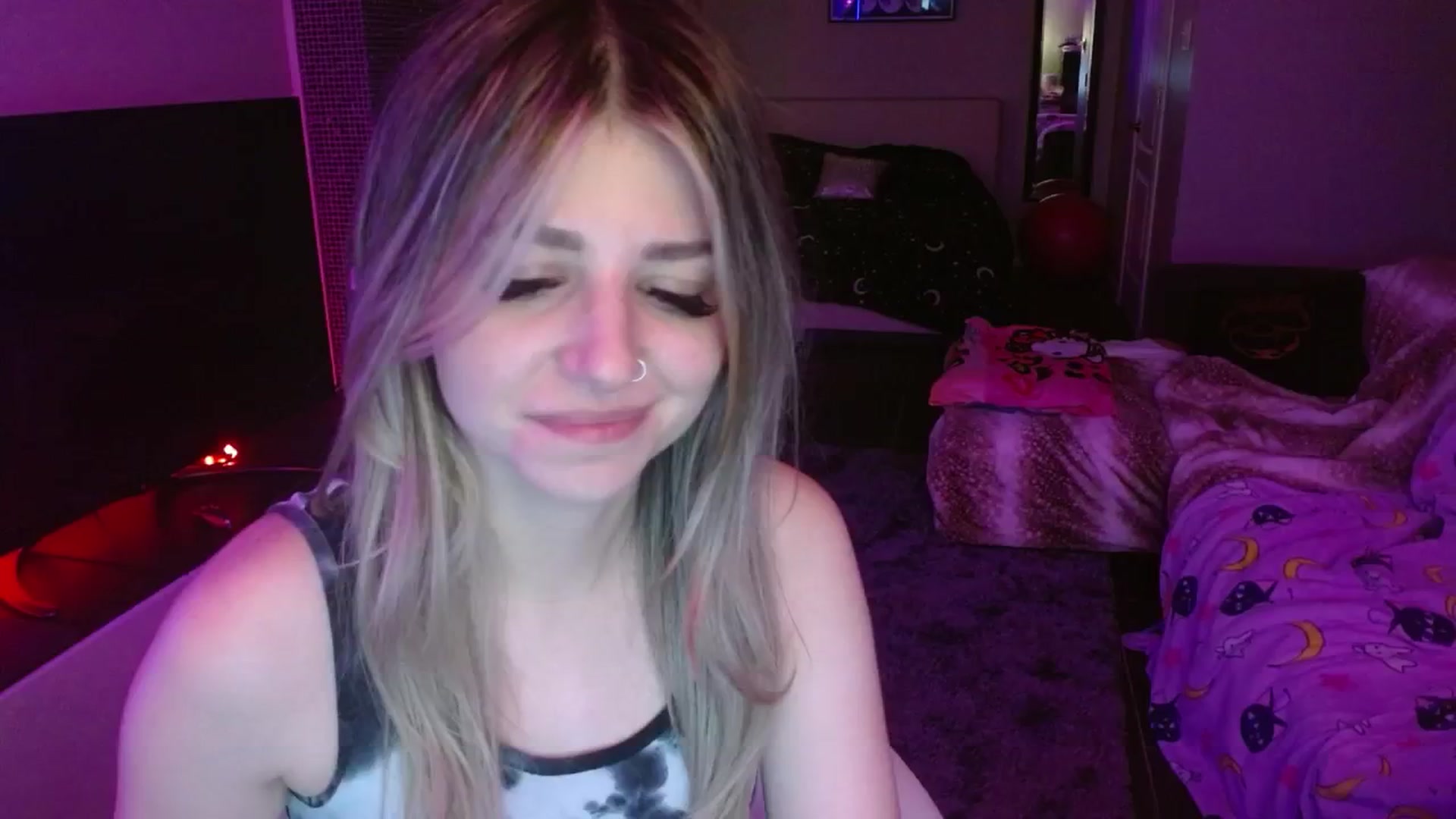 Gallery image thumbnail from Serafina's myfreecams stream on, 08/09/2024, 07:01 image 18 of 20
