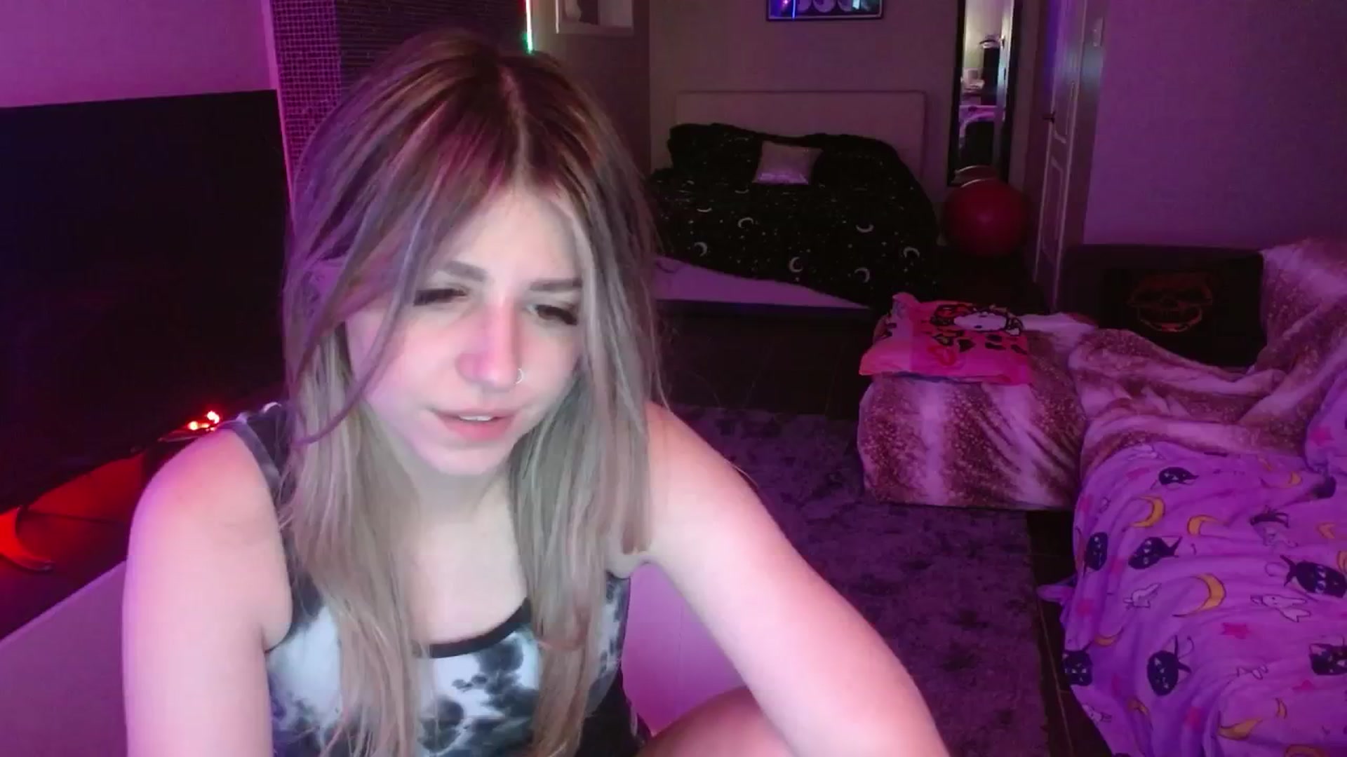 Gallery image thumbnail from Serafina's myfreecams stream on, 08/09/2024, 07:01 image 6 of 20