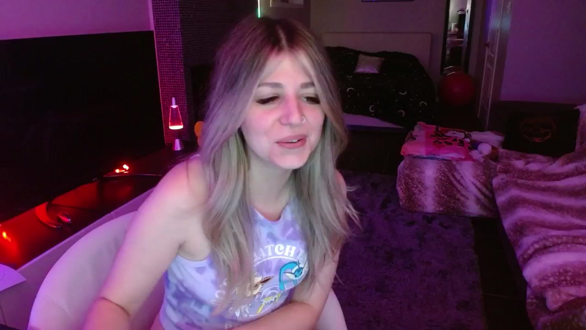Gallery image thumbnail from Serafina's myfreecams stream on, 08/11/2024, 02:44 image 17 of 20