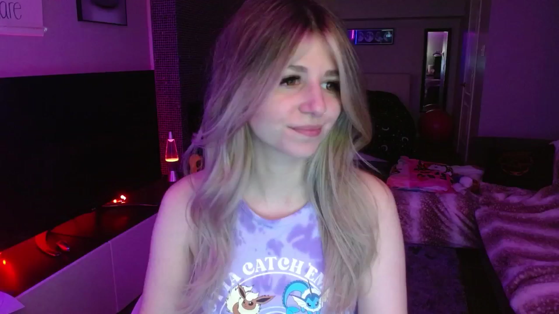 Gallery image thumbnail from Serafina's myfreecams stream on, 08/11/2024, 02:44 image 10 of 20