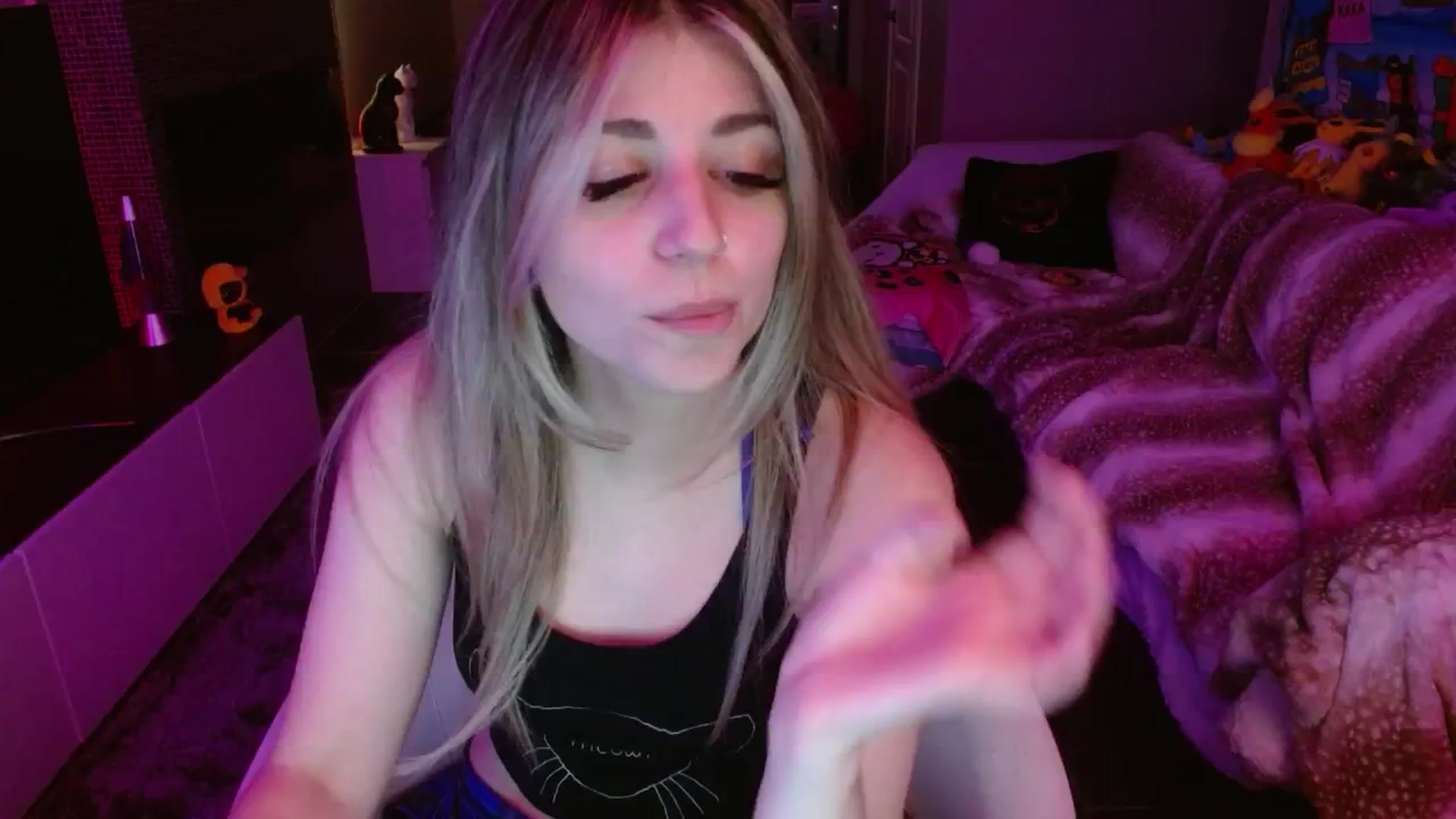 Gallery image thumbnail from Serafina's myfreecams stream on, 08/14/2024, 06:13 image 19 of 20