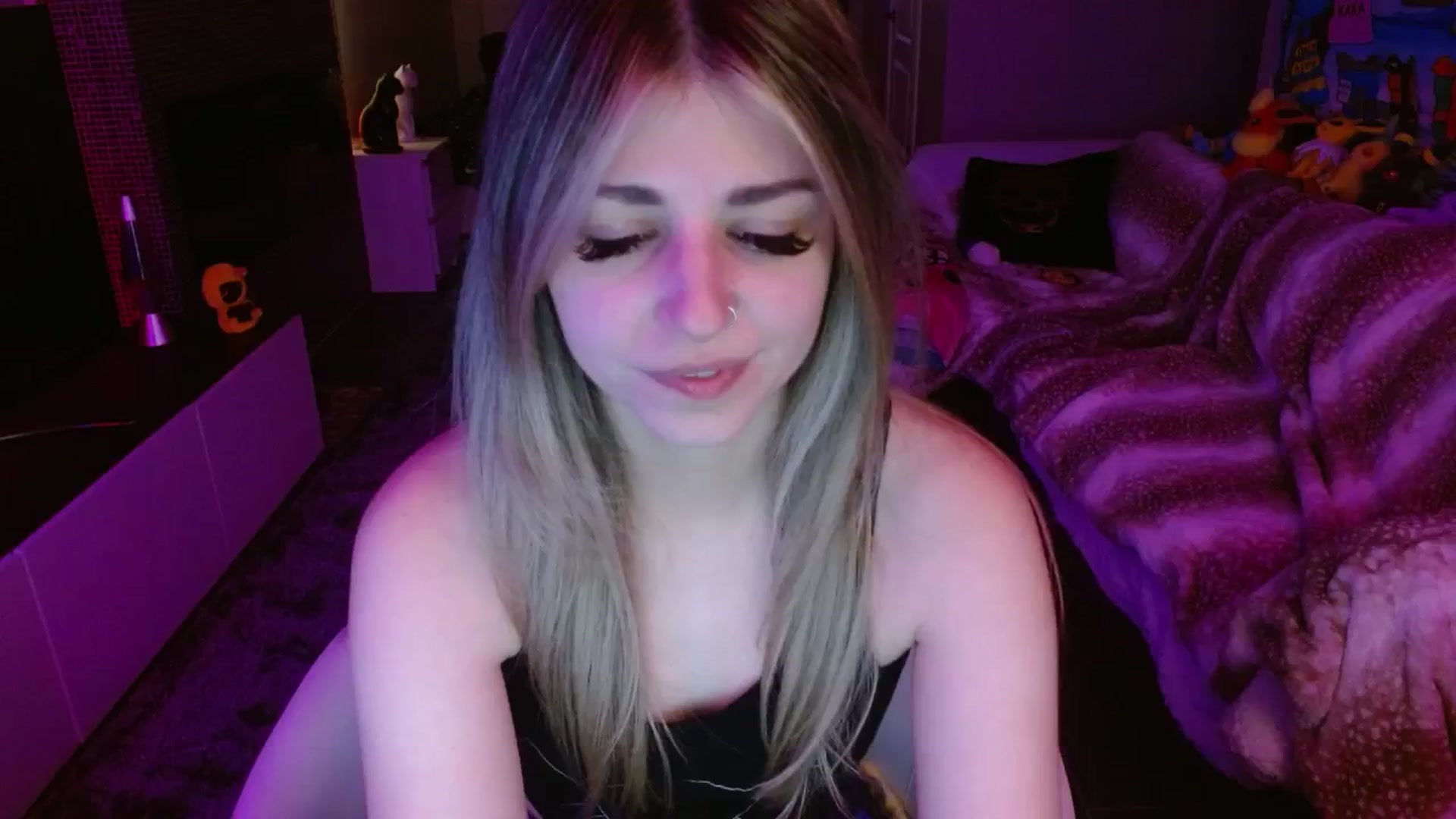 Gallery image thumbnail from Serafina's myfreecams stream on, 08/14/2024, 06:13 image 6 of 20