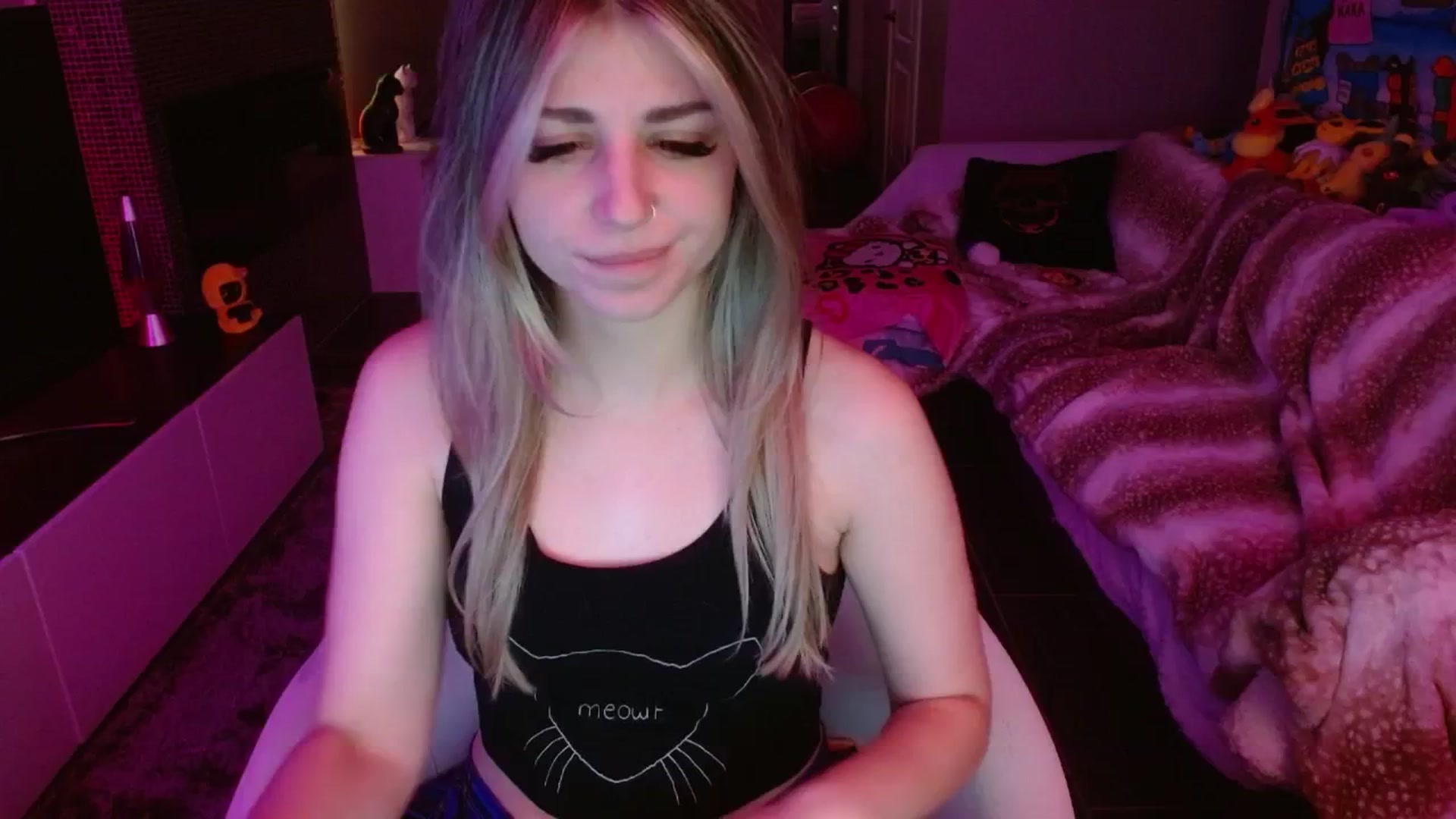 Gallery image thumbnail from Serafina's myfreecams stream on, 08/14/2024, 06:13 image 15 of 20