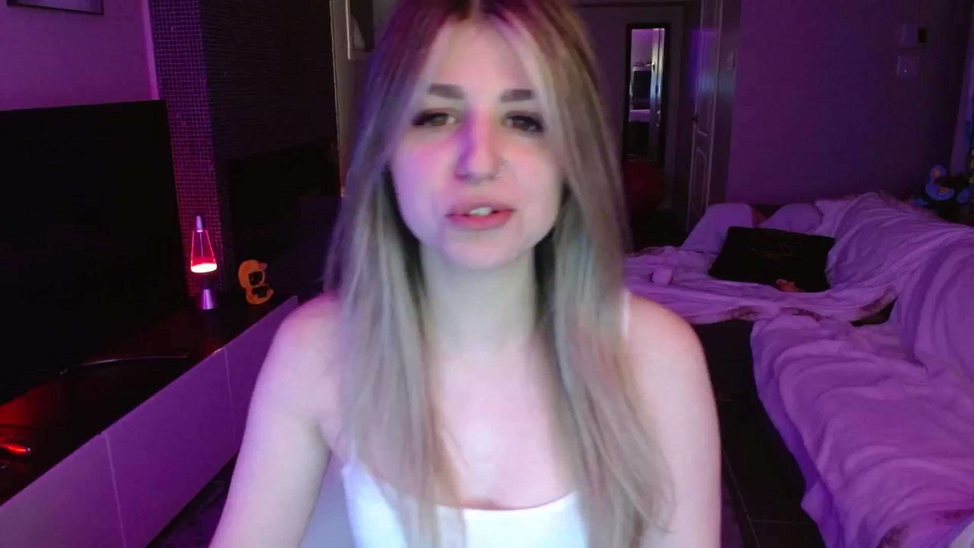 Gallery image thumbnail from Serafina's myfreecams stream on, 08/21/2024, 05:07 image 5 of 20