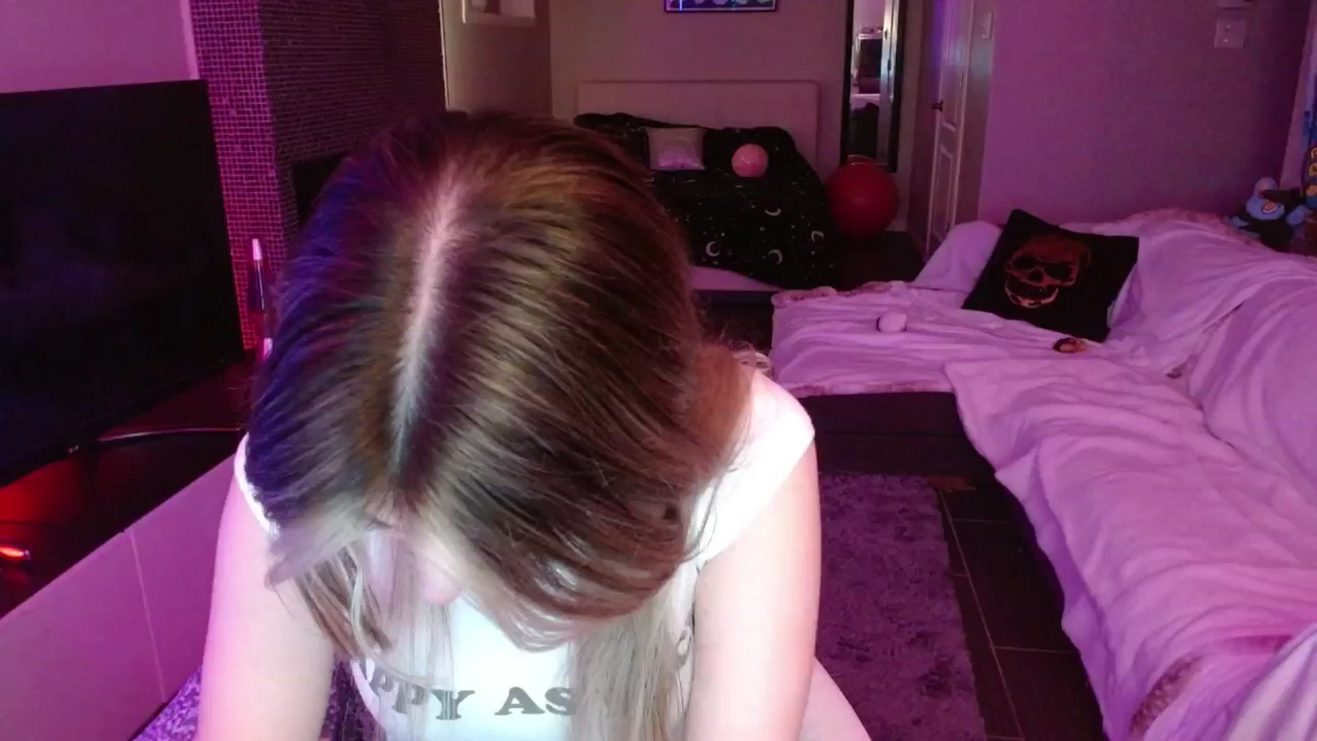 Gallery image thumbnail from Serafina's myfreecams stream on, 08/22/2024, 03:51 image 5 of 20