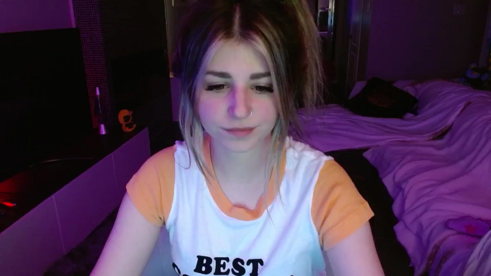 Gallery image thumbnail from Serafina's myfreecams stream on, 08/22/2024, 06:02 image 10 of 20