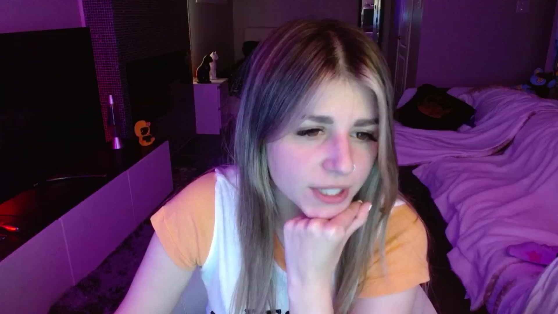 Gallery image thumbnail from Serafina's myfreecams stream on, 08/22/2024, 06:02 image 19 of 20