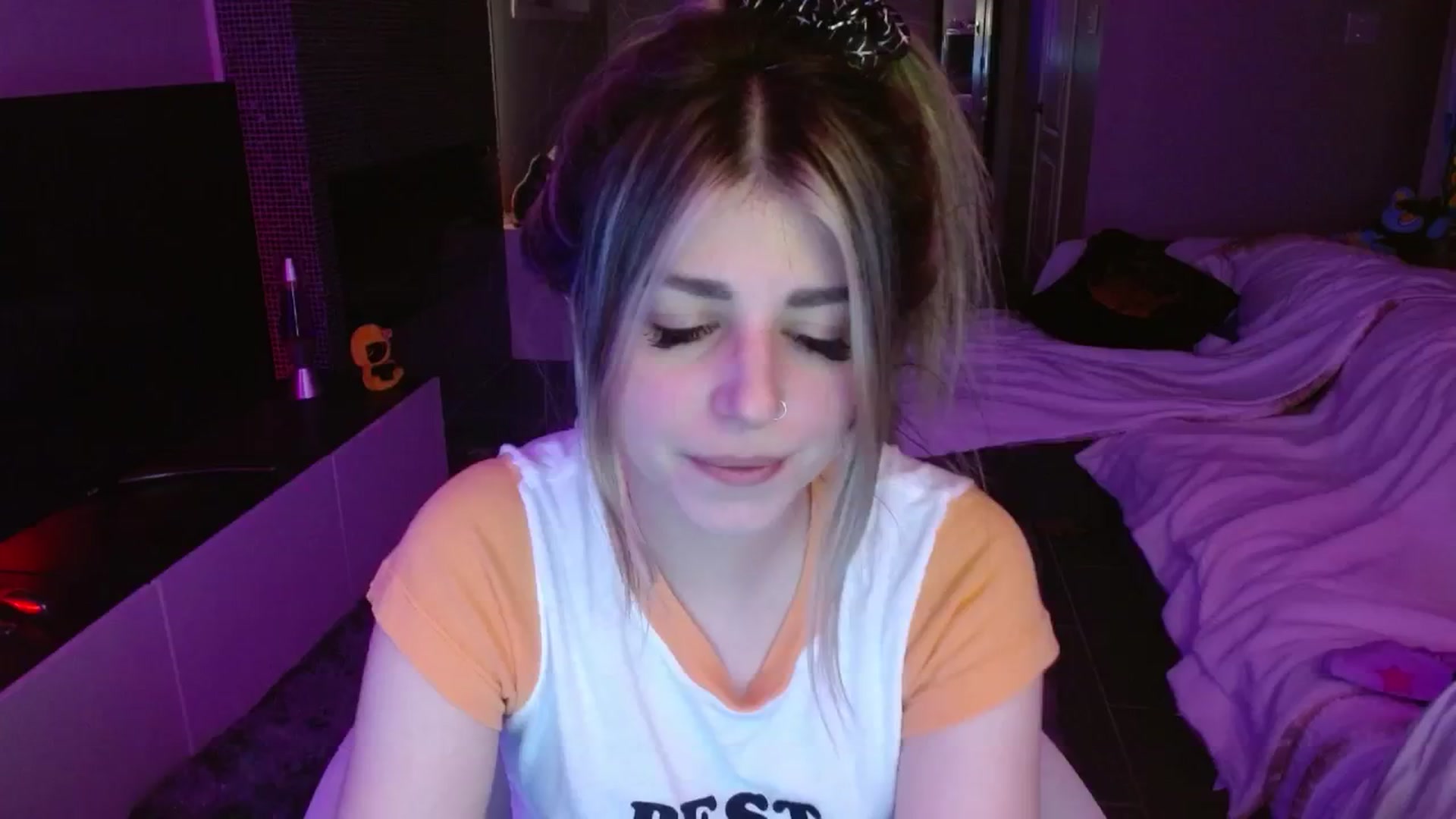 Gallery image thumbnail from Serafina's myfreecams stream on, 08/22/2024, 06:02 image 7 of 20