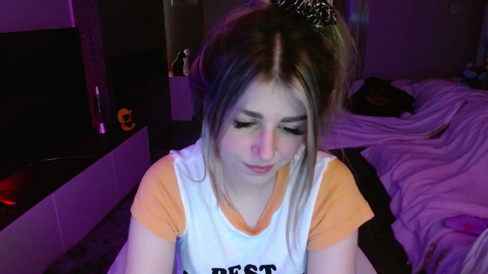 Gallery image thumbnail from Serafina's myfreecams stream on, 08/22/2024, 06:02 image 6 of 20