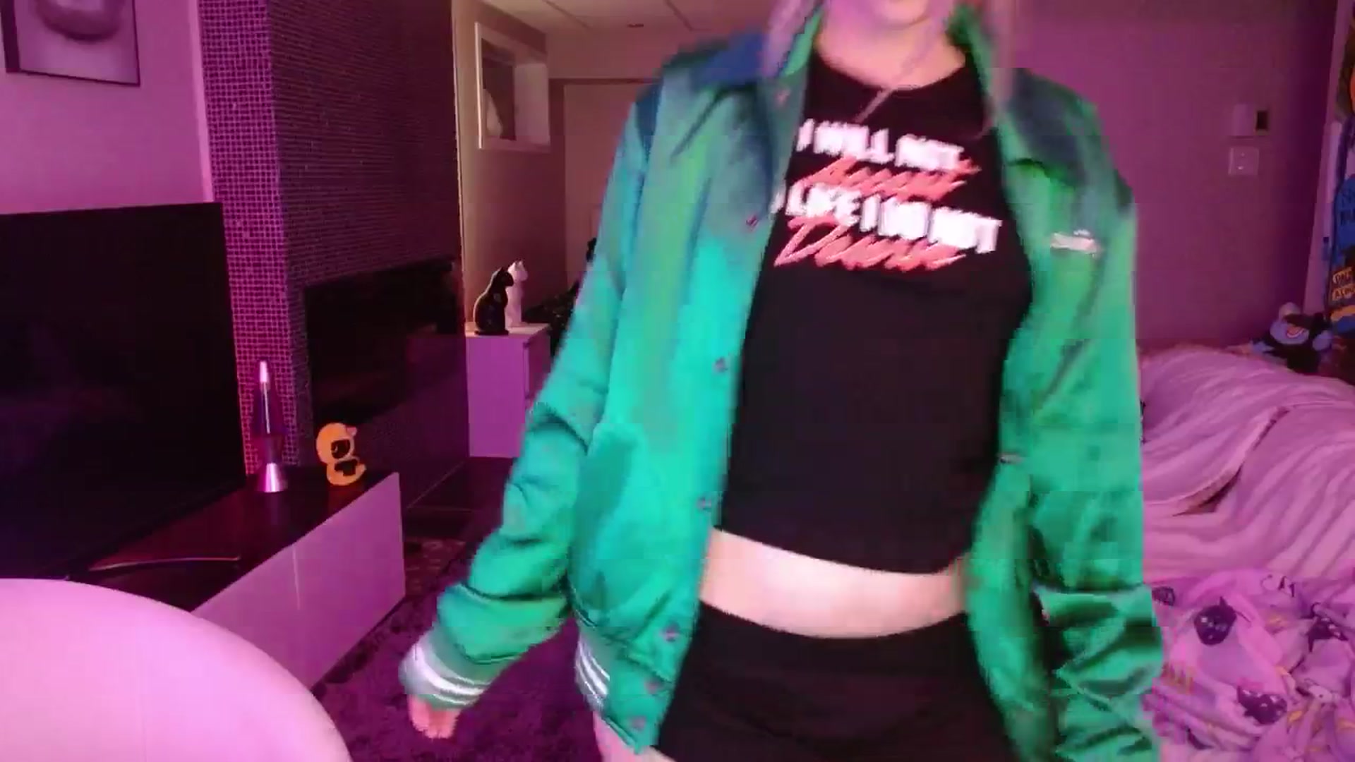 Gallery image thumbnail from Serafina's myfreecams stream on, 08/23/2024, 05:49 image 17 of 20