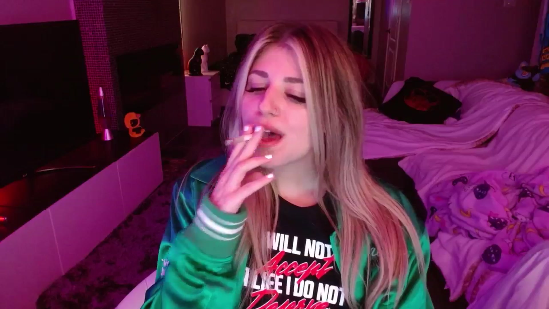 Gallery image thumbnail from Serafina's myfreecams stream on, 08/23/2024, 05:49 image 8 of 20