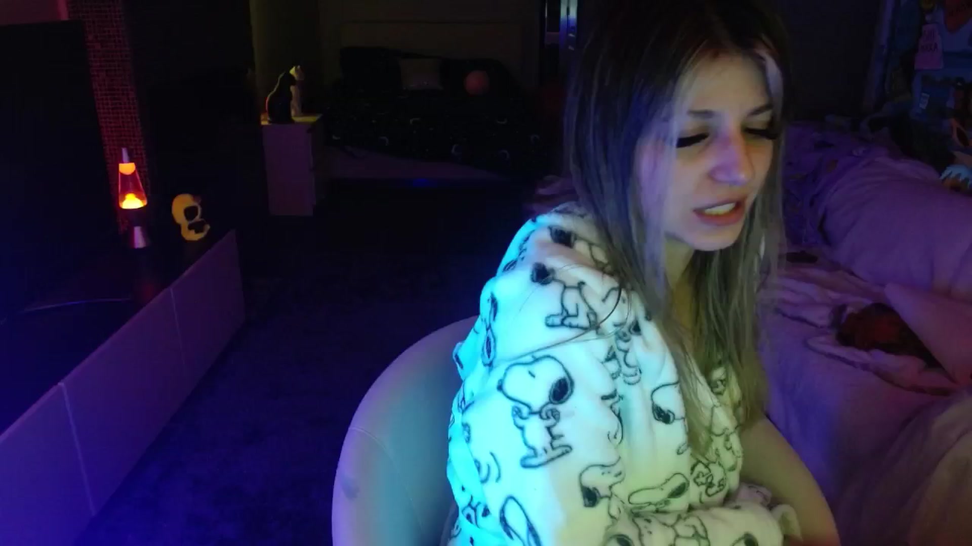 Gallery image thumbnail from Serafina's myfreecams stream on, 08/28/2024, 08:13 image 4 of 20