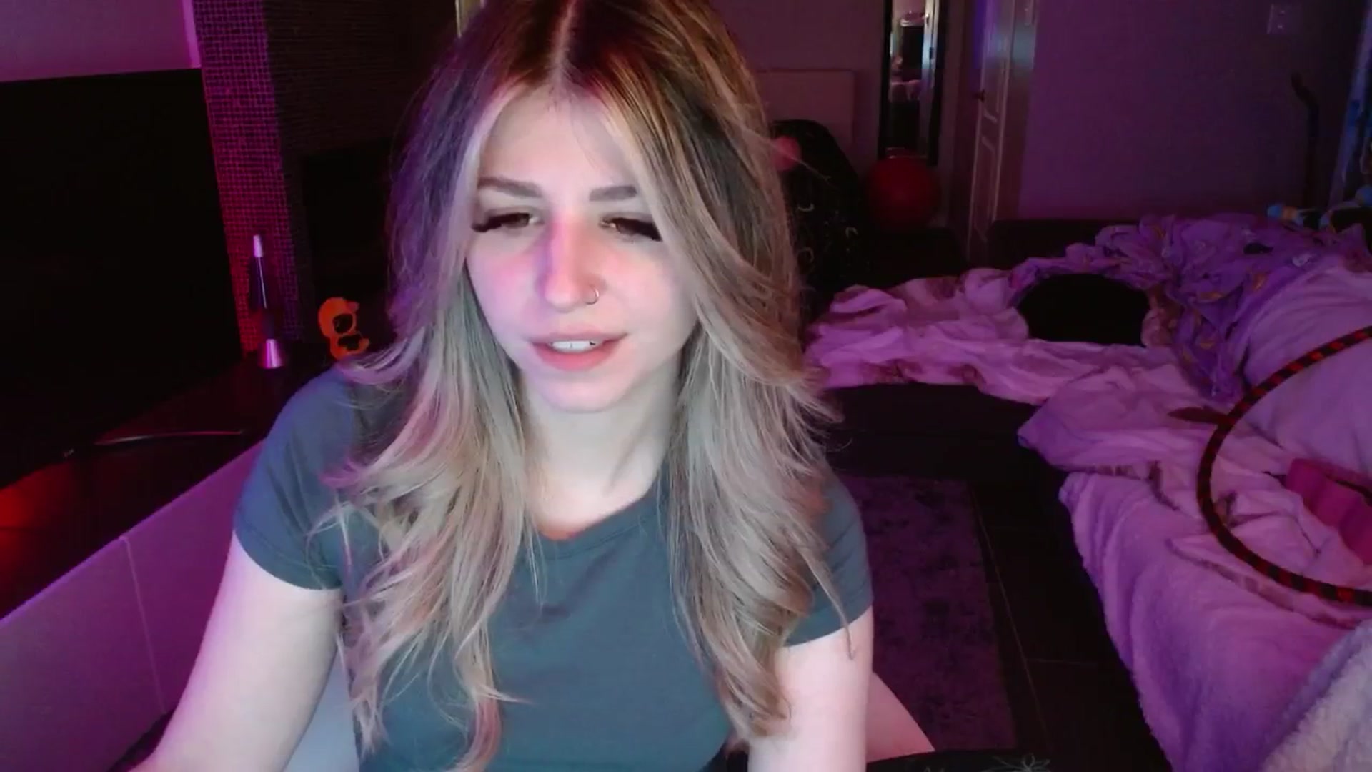 Gallery image thumbnail from Serafina's myfreecams stream on, 08/30/2024, 03:11 image 17 of 20