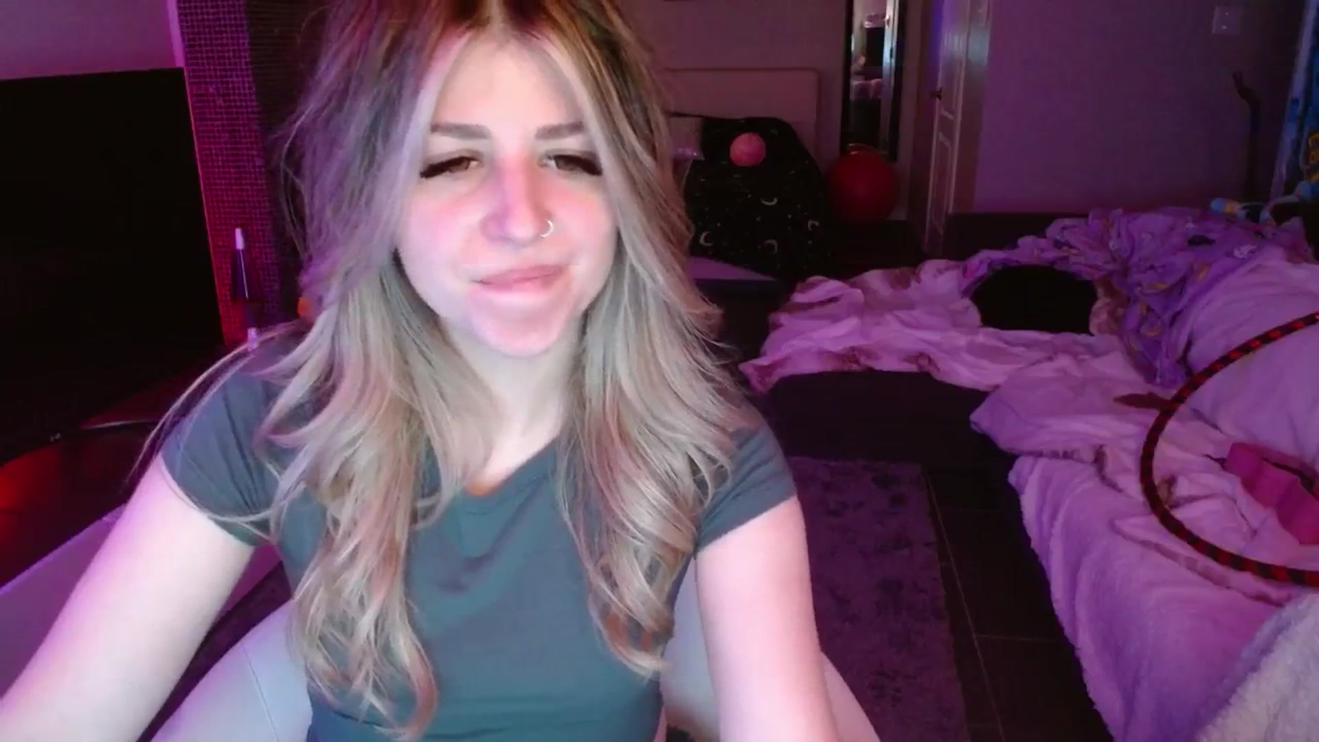 Gallery image thumbnail from Serafina's myfreecams stream on, 08/30/2024, 03:11 image 16 of 20