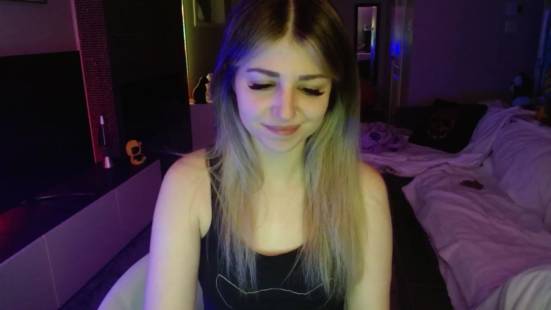 Gallery image thumbnail from Serafina's myfreecams stream on, 09/01/2024, 02:45 image 1 of 20
