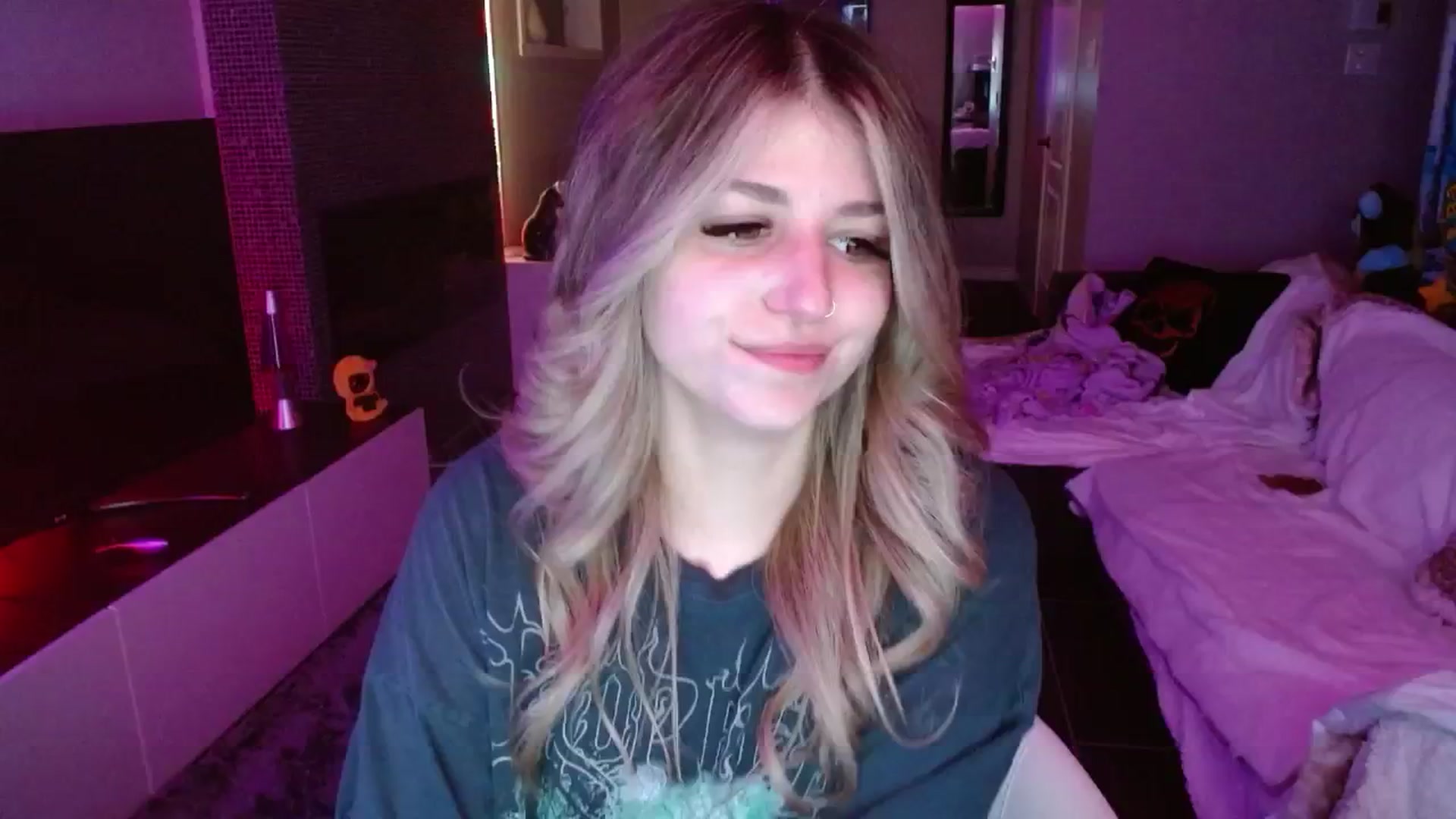 Gallery image thumbnail from Serafina's myfreecams stream on, 09/04/2024, 02:05 image 5 of 20