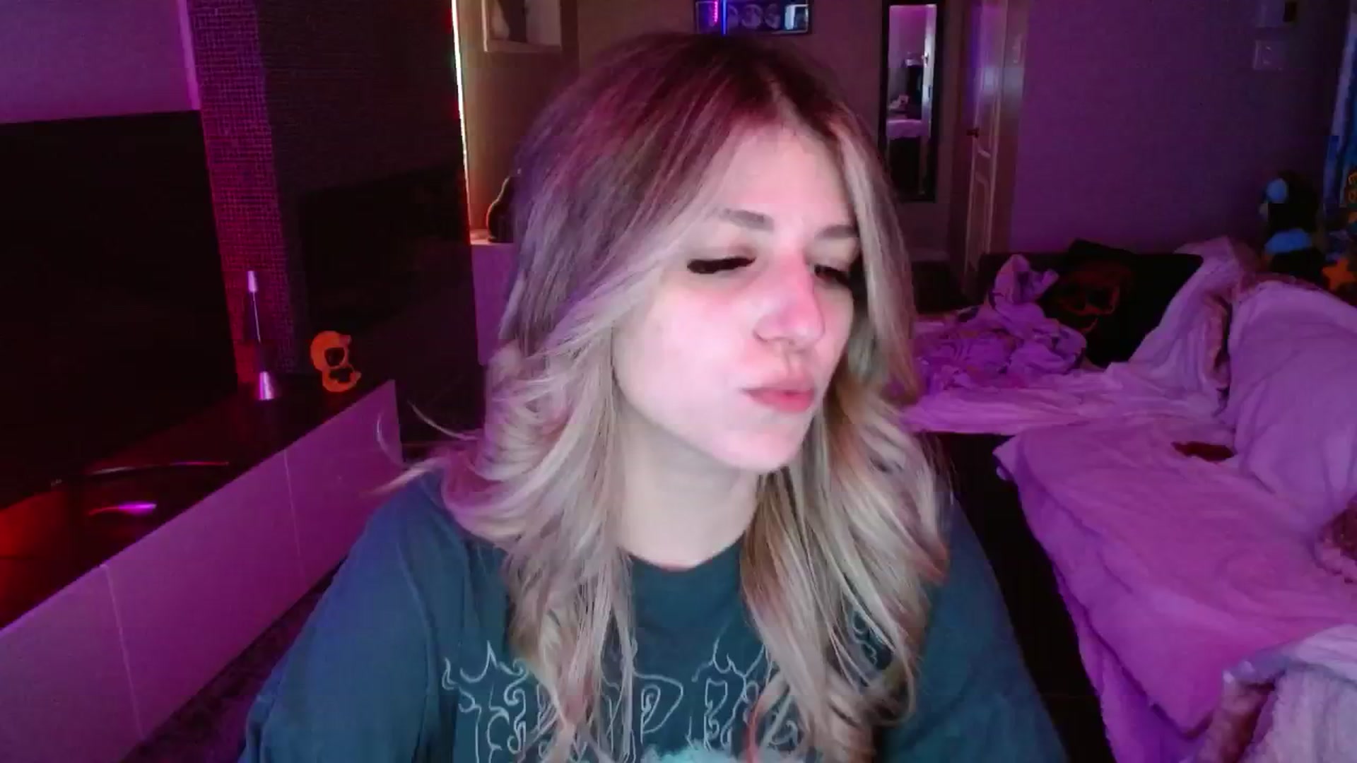 Gallery image thumbnail from Serafina's myfreecams stream on, 09/04/2024, 02:05 image 3 of 20