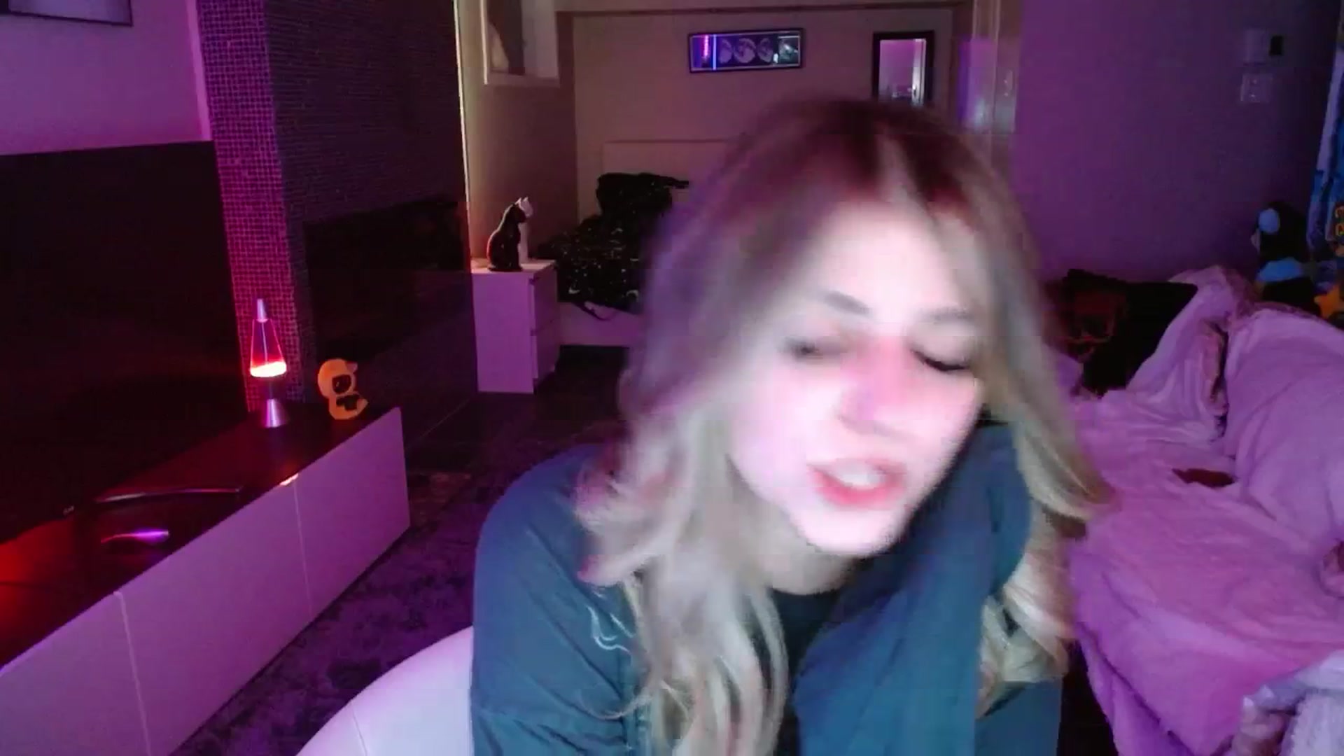 Gallery image thumbnail from Serafina's myfreecams stream on, 09/04/2024, 04:44 image 15 of 20