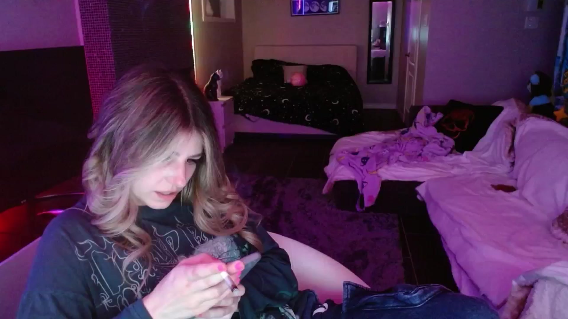 Gallery image thumbnail from Serafina's myfreecams stream on, 09/04/2024, 04:44 image 2 of 20