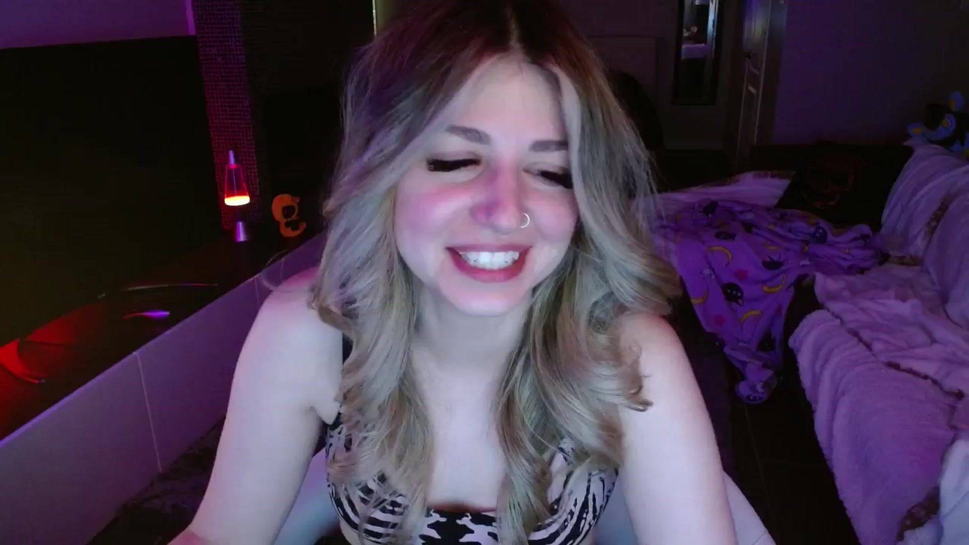 Gallery image thumbnail from Serafina's myfreecams stream on, 09/07/2024, 04:15 image 17 of 20