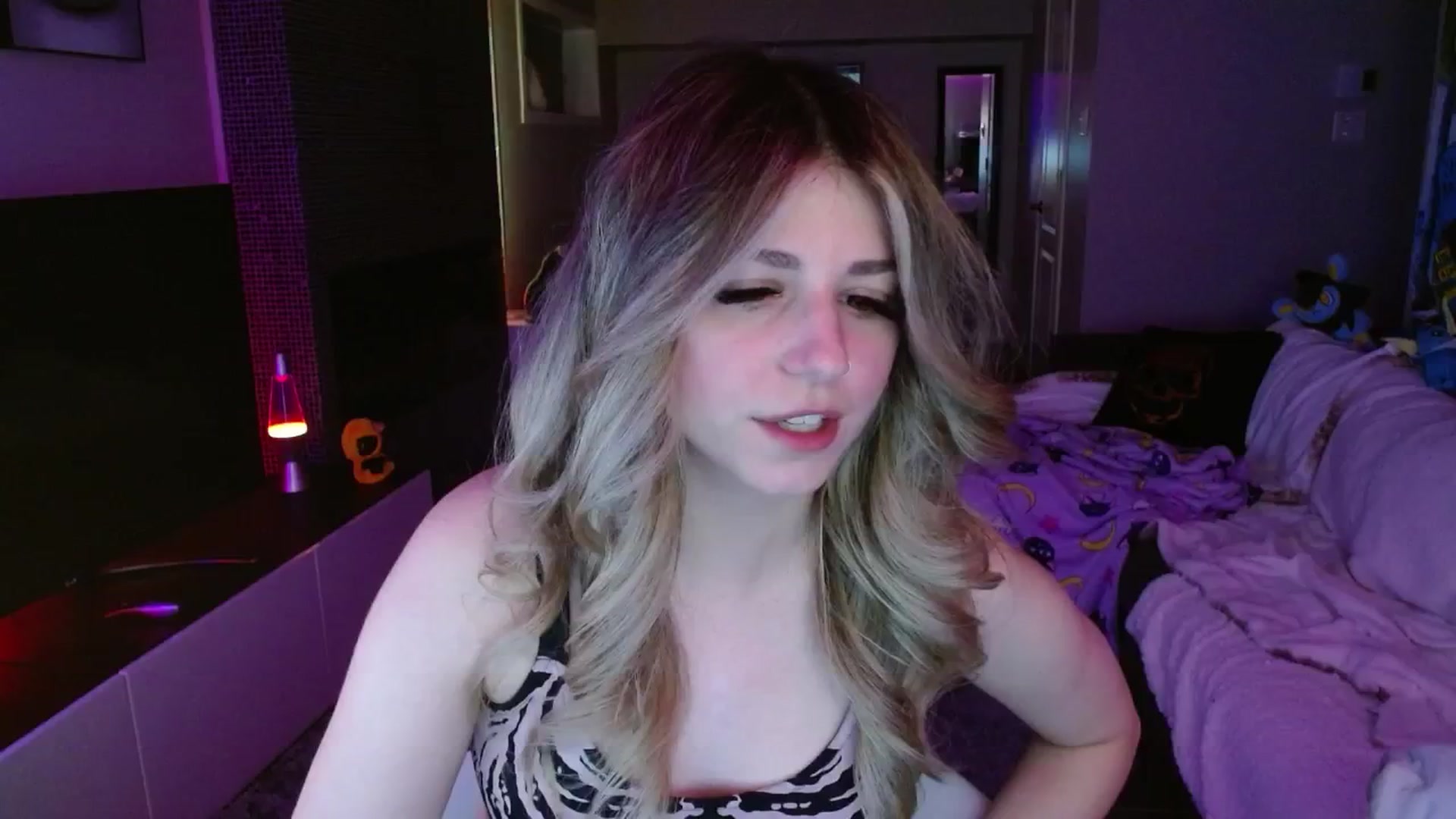 Gallery image thumbnail from Serafina's myfreecams stream on, 09/07/2024, 04:15 image 8 of 20