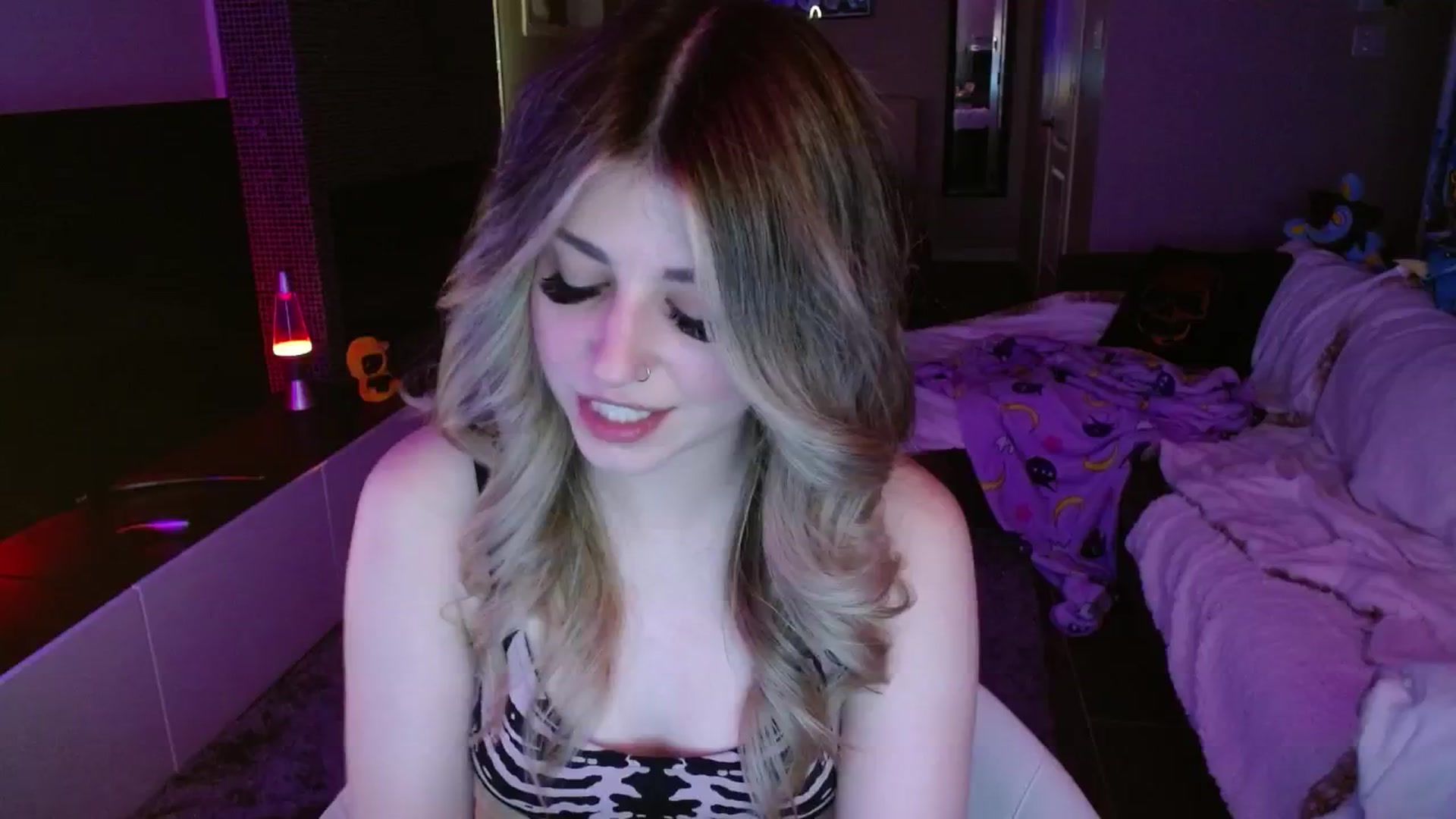 Gallery image thumbnail from Serafina's myfreecams stream on, 09/07/2024, 04:15 image 5 of 20
