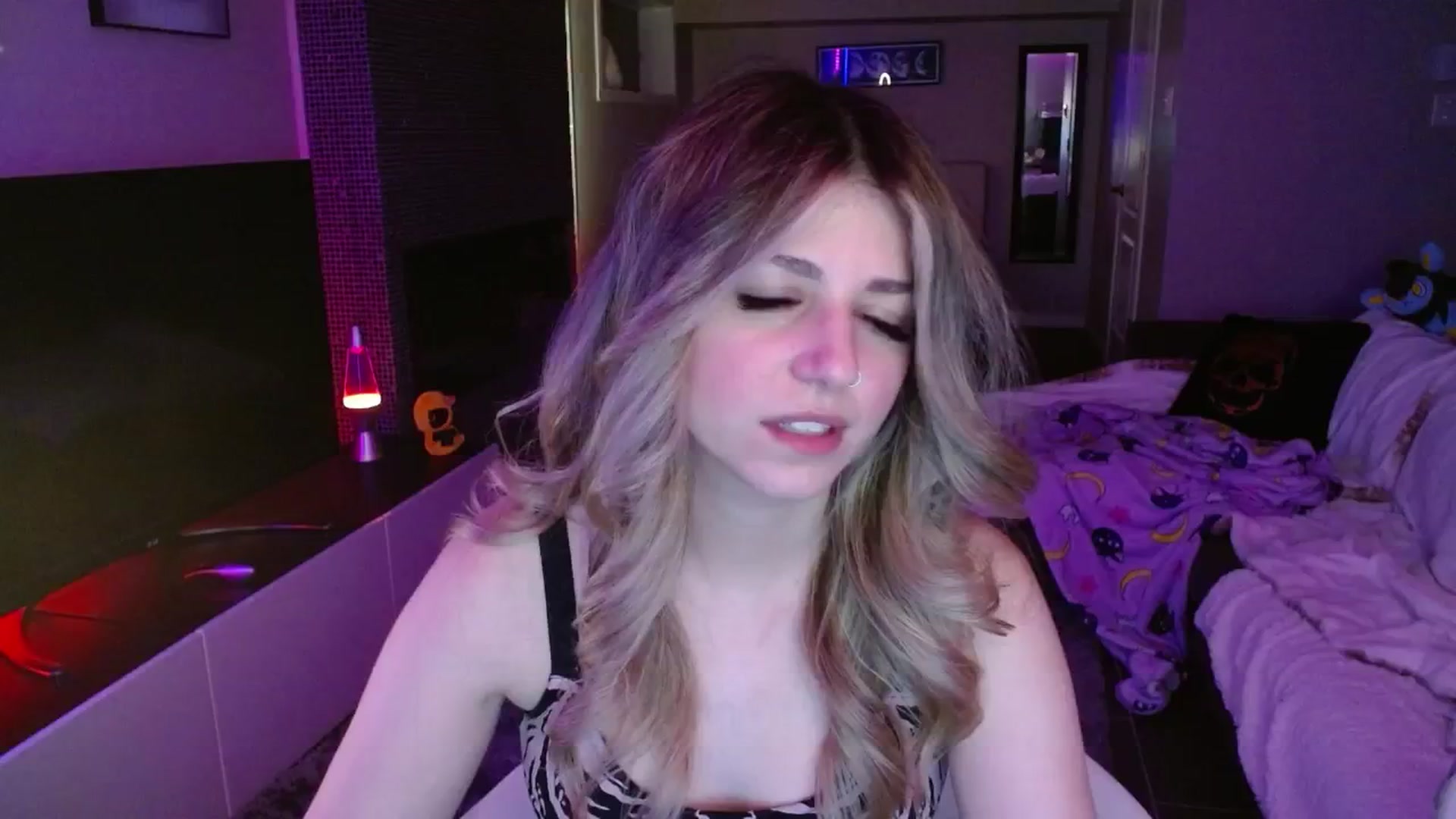 Gallery image thumbnail from Serafina's myfreecams stream on, 09/07/2024, 04:15 image 12 of 20