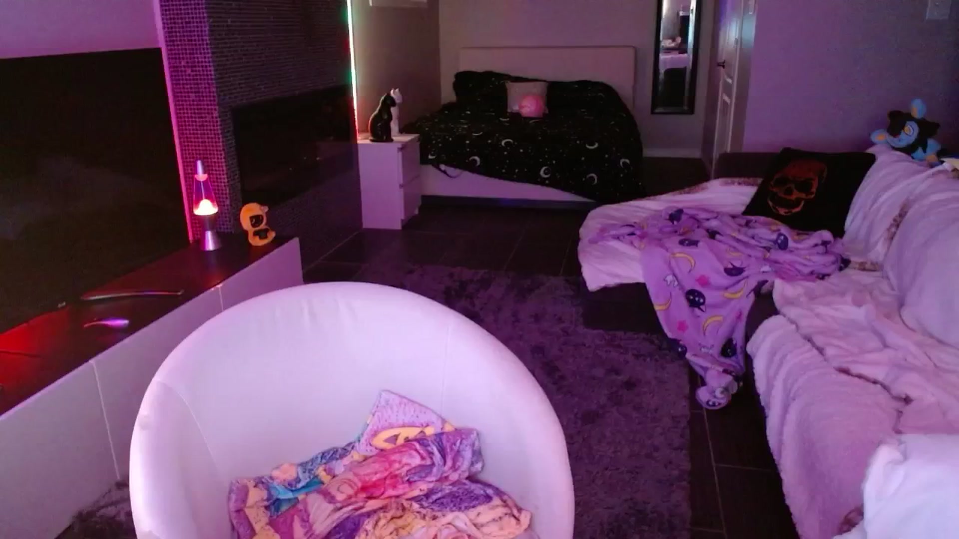 Gallery image thumbnail from Serafina's myfreecams stream on, 09/07/2024, 05:33 image 5 of 20