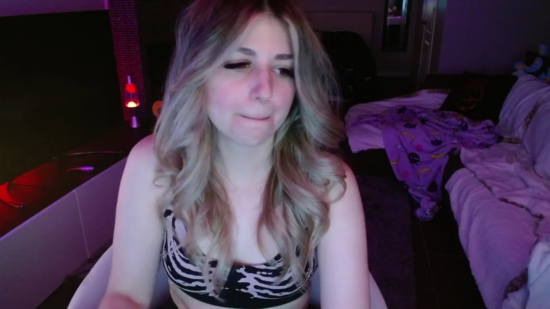 Gallery image thumbnail from Serafina's myfreecams stream on, 09/07/2024, 05:33 image 17 of 20