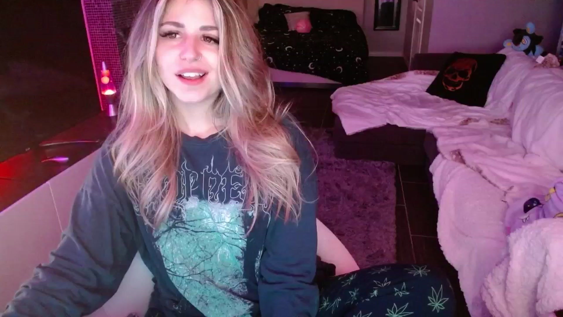 Gallery image thumbnail from Serafina's myfreecams stream on, 09/08/2024, 08:43 image 10 of 20