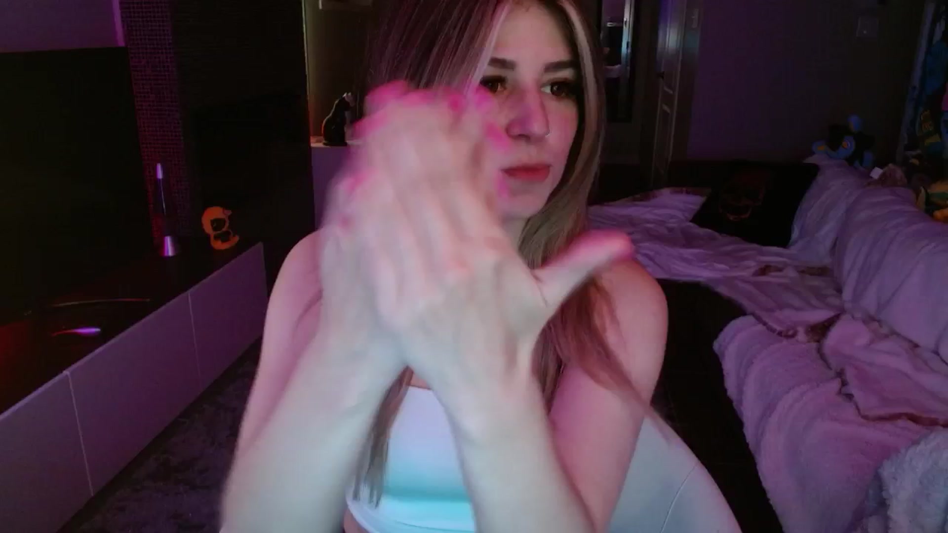 Gallery image thumbnail from Serafina's myfreecams stream on, 09/11/2024, 03:18 image 11 of 20