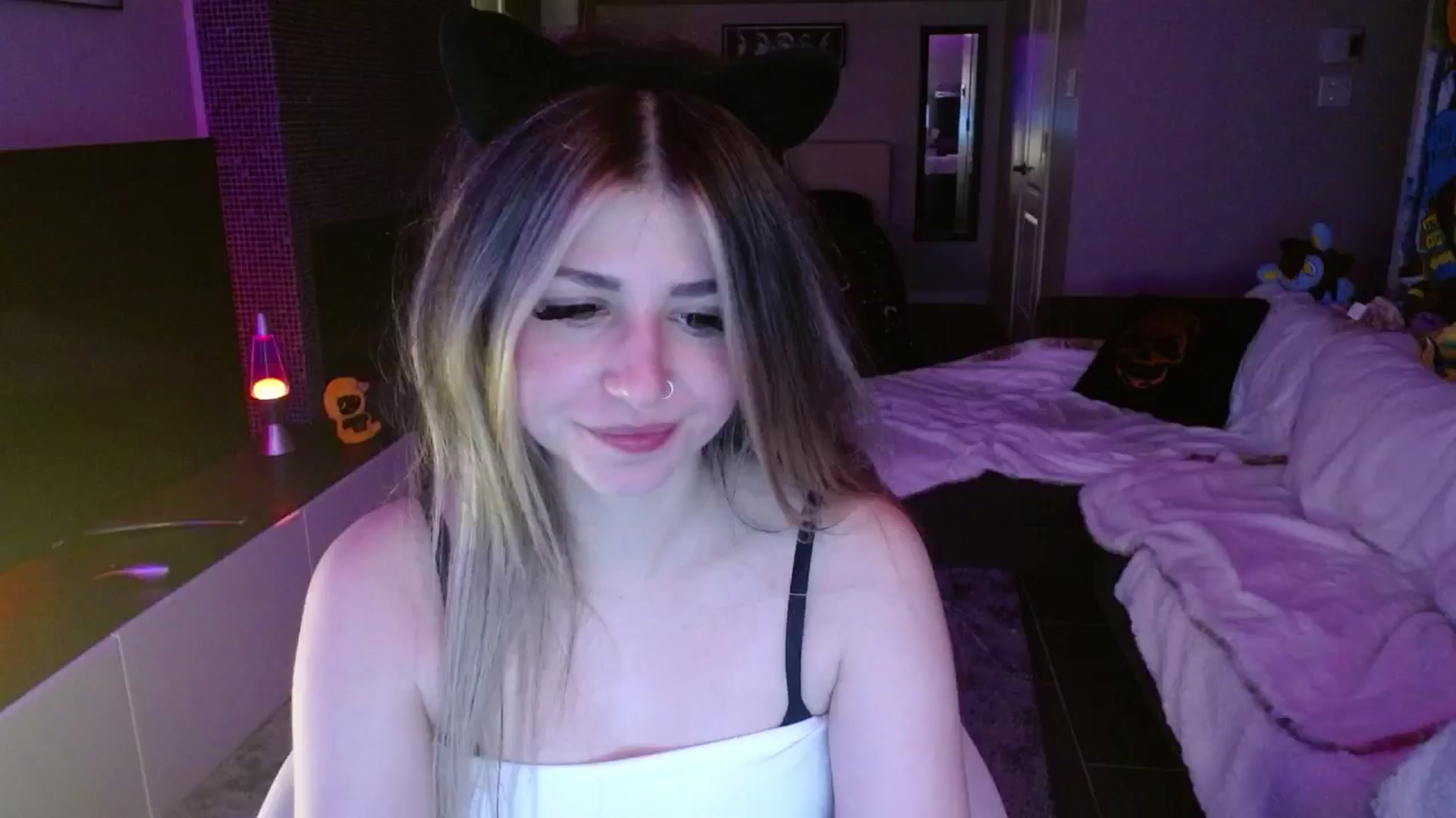 Gallery image thumbnail from Serafina's myfreecams stream on, 09/11/2024, 05:42 image 14 of 20