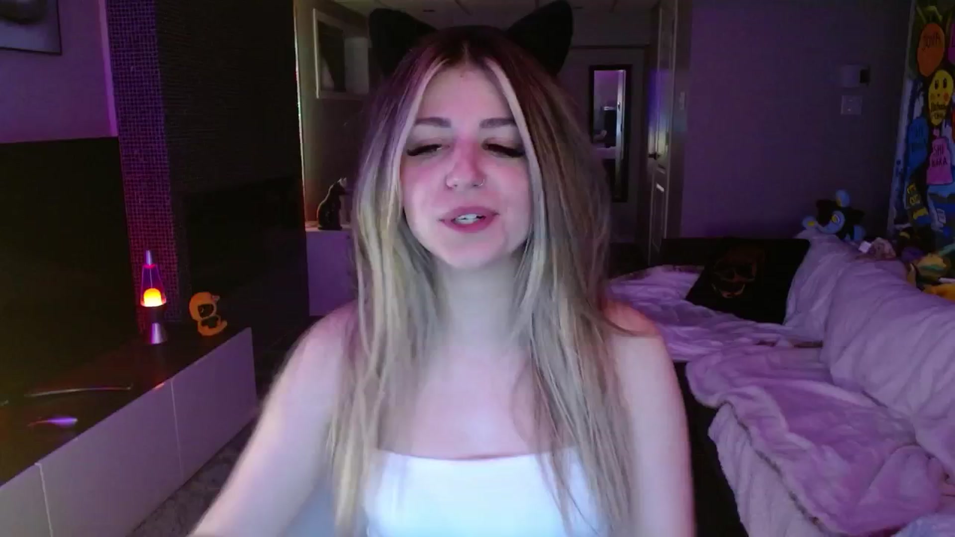 Gallery image thumbnail from Serafina's myfreecams stream on, 09/11/2024, 05:42 image 1 of 20