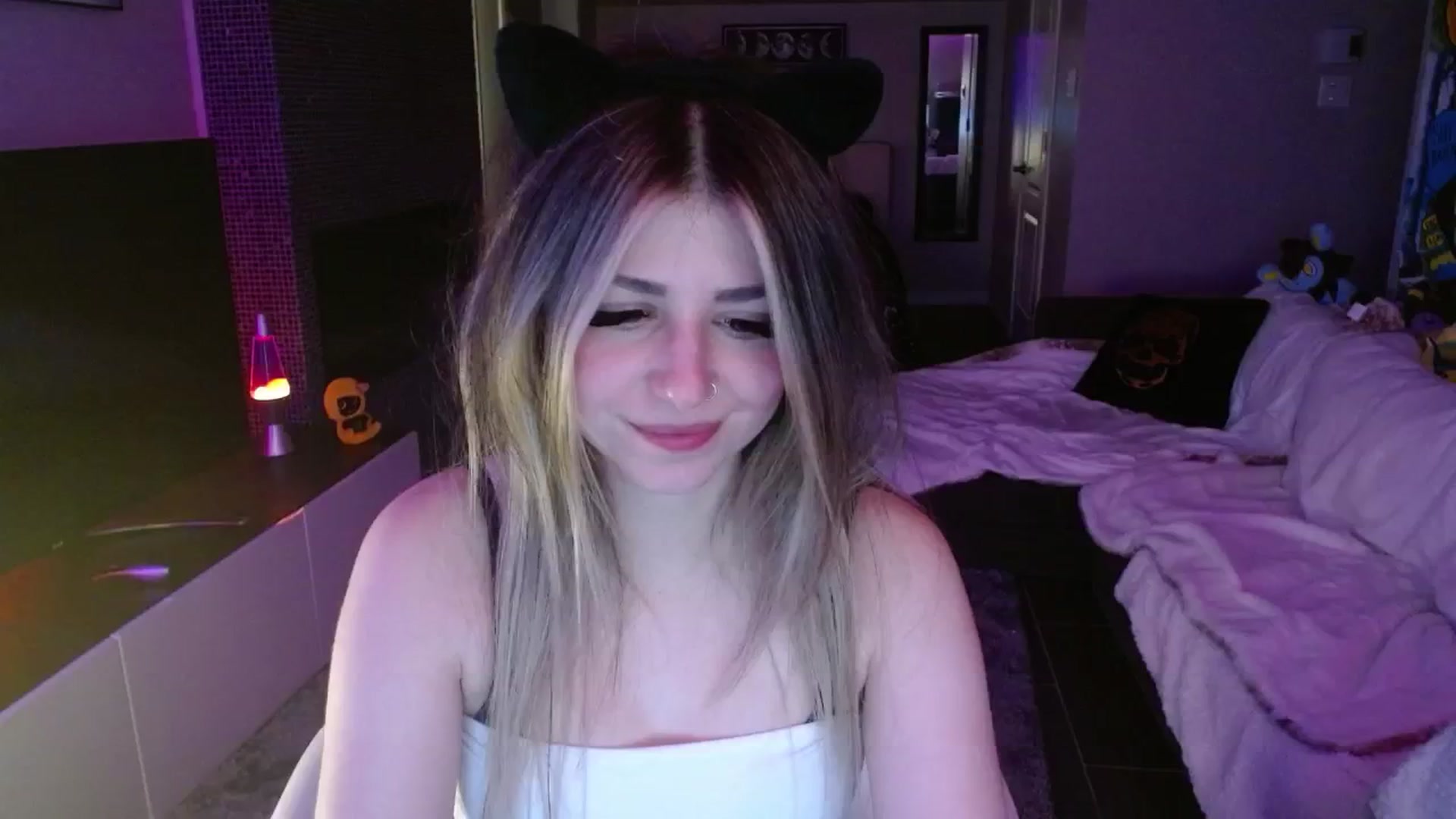 Gallery image thumbnail from Serafina's myfreecams stream on, 09/11/2024, 05:42 image 13 of 20