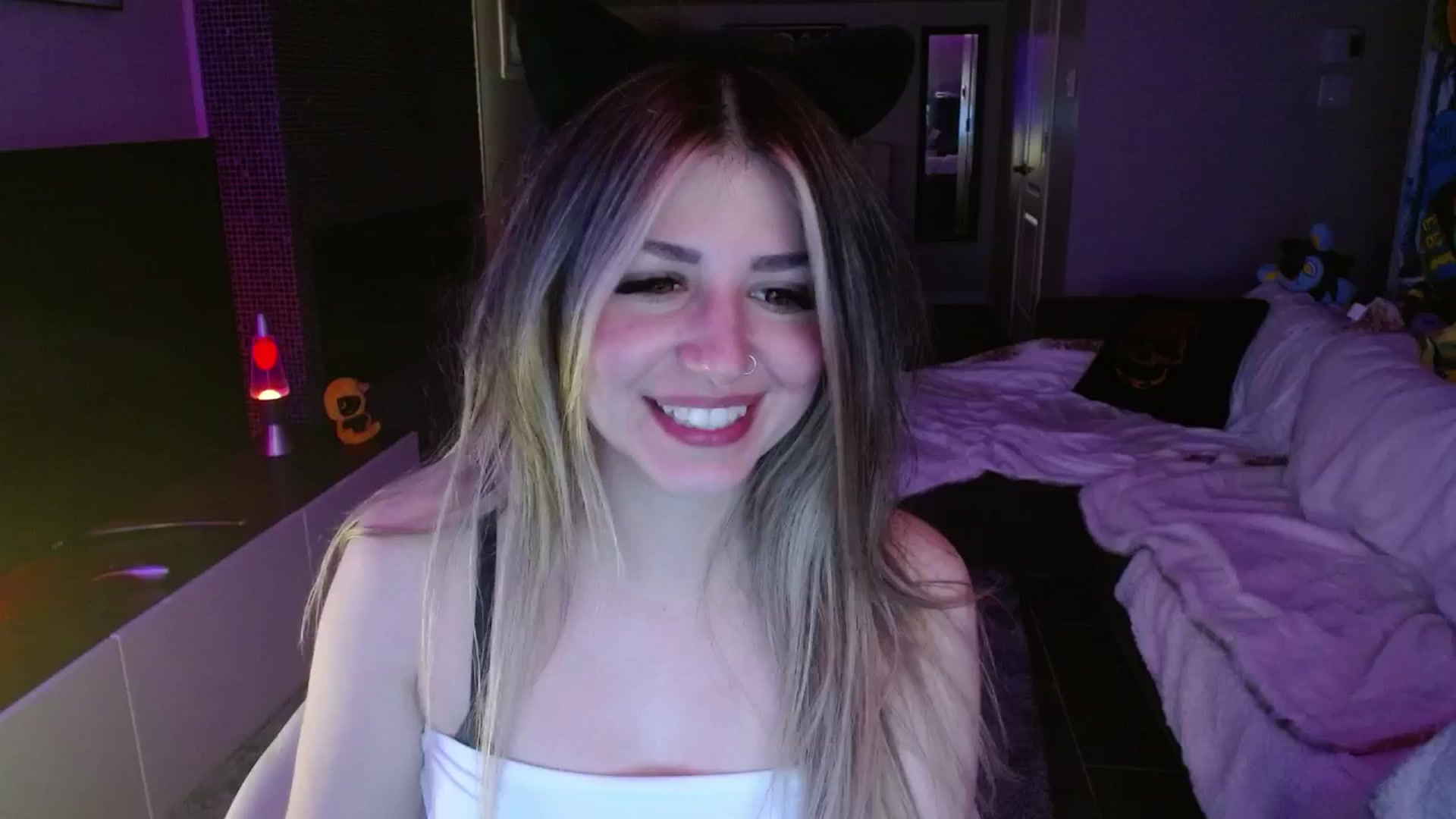 Gallery image thumbnail from Serafina's myfreecams stream on, 09/11/2024, 05:42 image 19 of 20