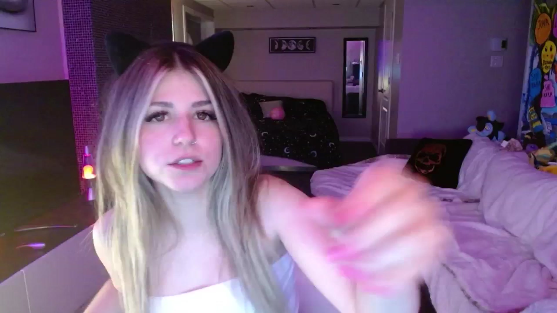 Gallery image thumbnail from Serafina's myfreecams stream on, 09/11/2024, 05:42 image 2 of 20