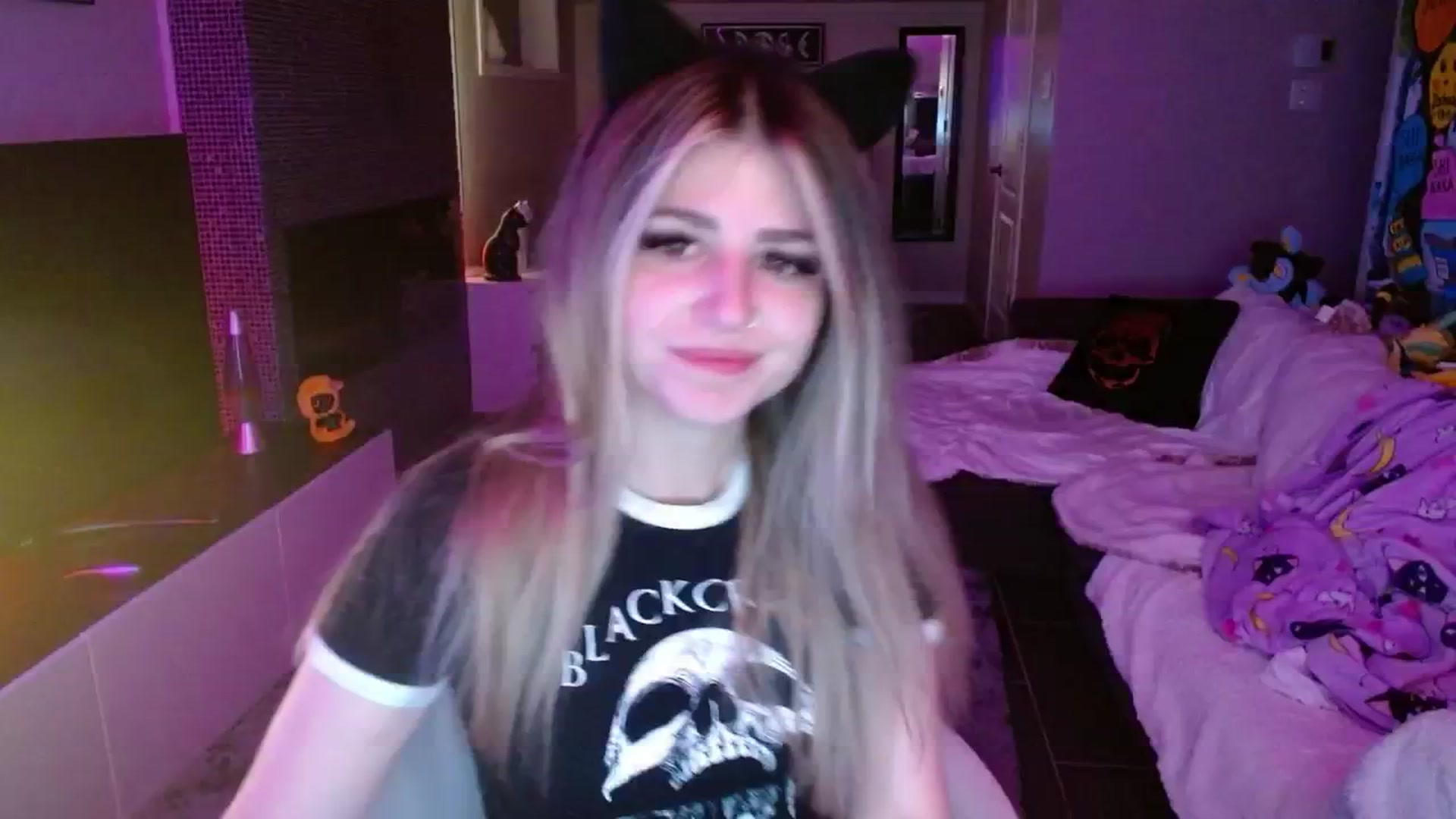 Gallery image thumbnail from Serafina's myfreecams stream on, 09/12/2024, 03:18 image 14 of 20