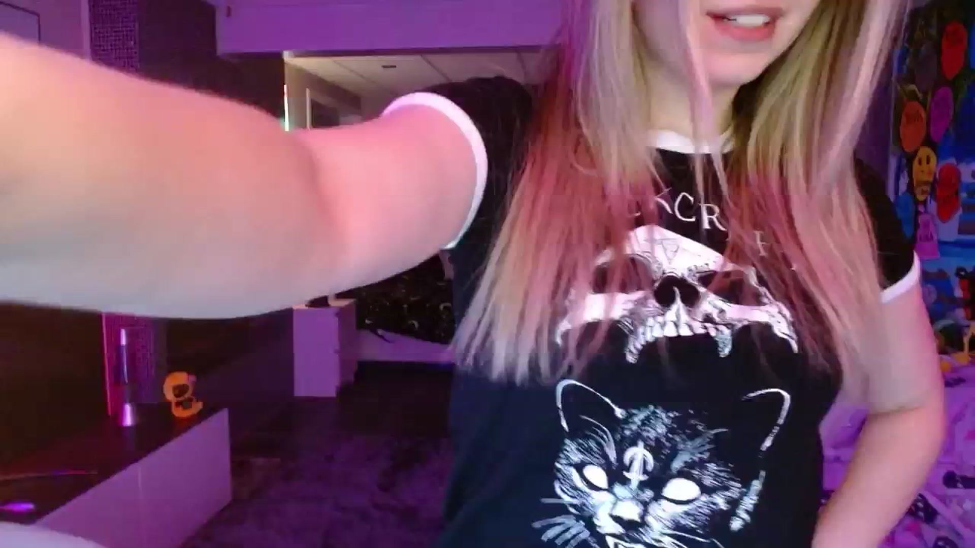 Gallery image thumbnail from Serafina's myfreecams stream on, 09/12/2024, 04:27 image 1 of 20