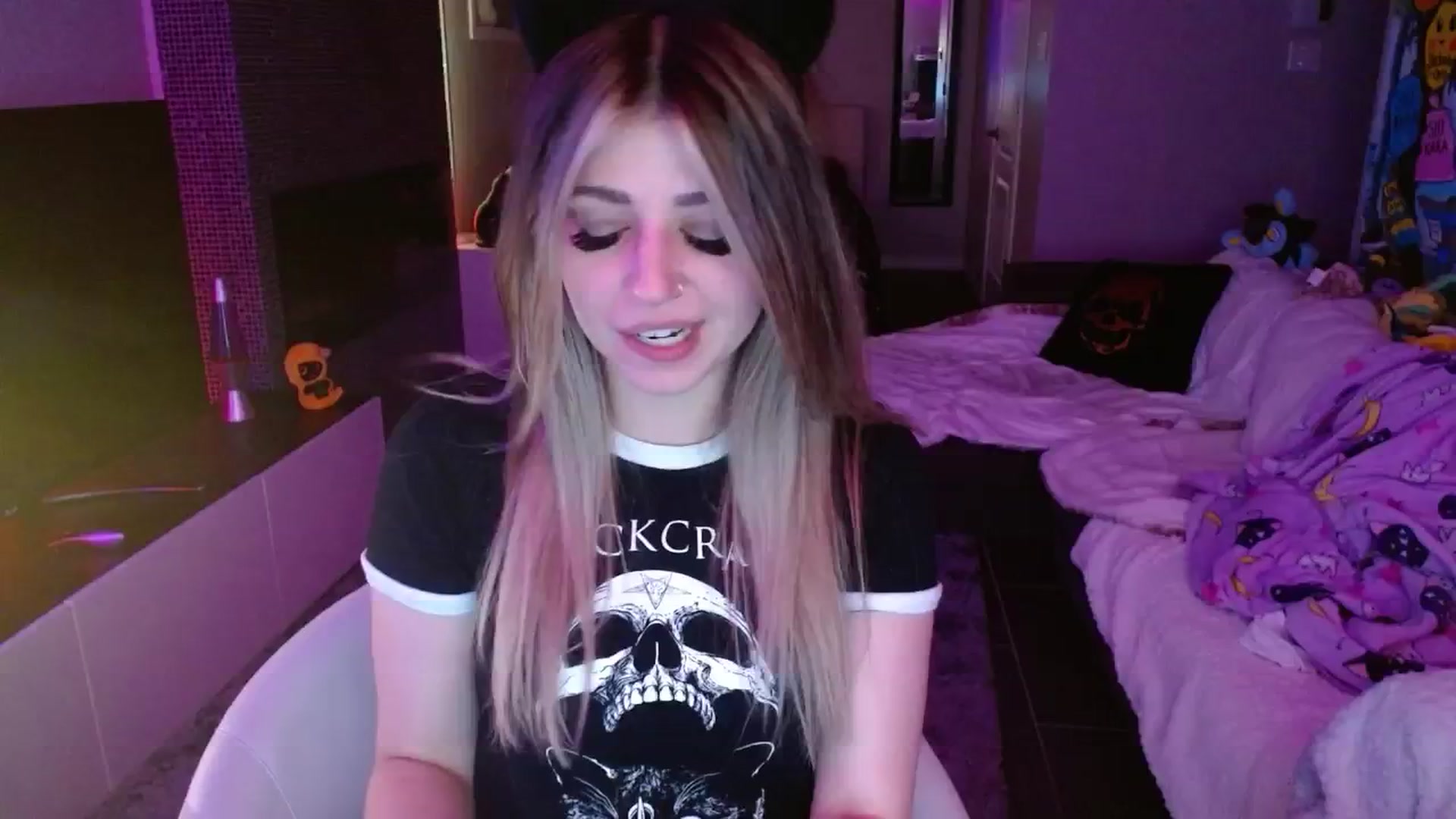 Gallery image thumbnail from Serafina's myfreecams stream on, 09/12/2024, 04:27 image 18 of 20
