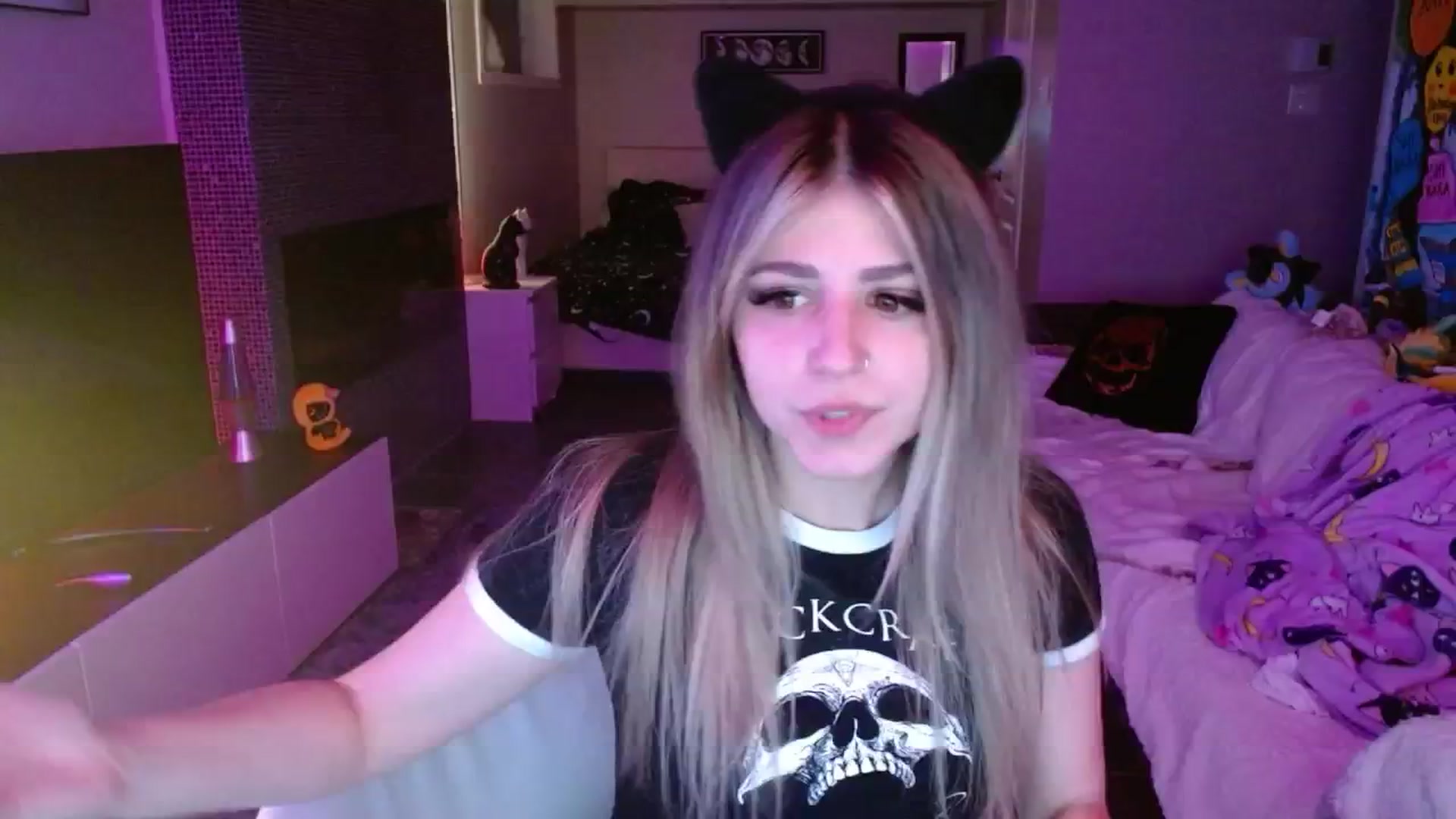 Gallery image thumbnail from Serafina's myfreecams stream on, 09/12/2024, 04:27 image 3 of 20
