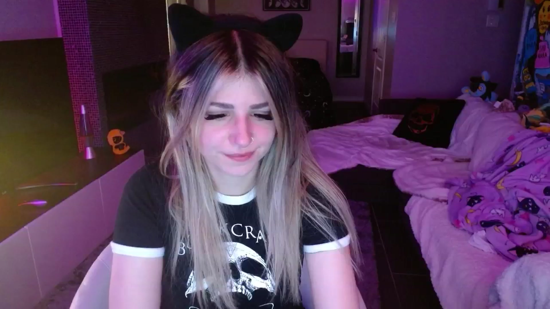 Gallery image thumbnail from Serafina's myfreecams stream on, 09/12/2024, 04:27 image 19 of 20