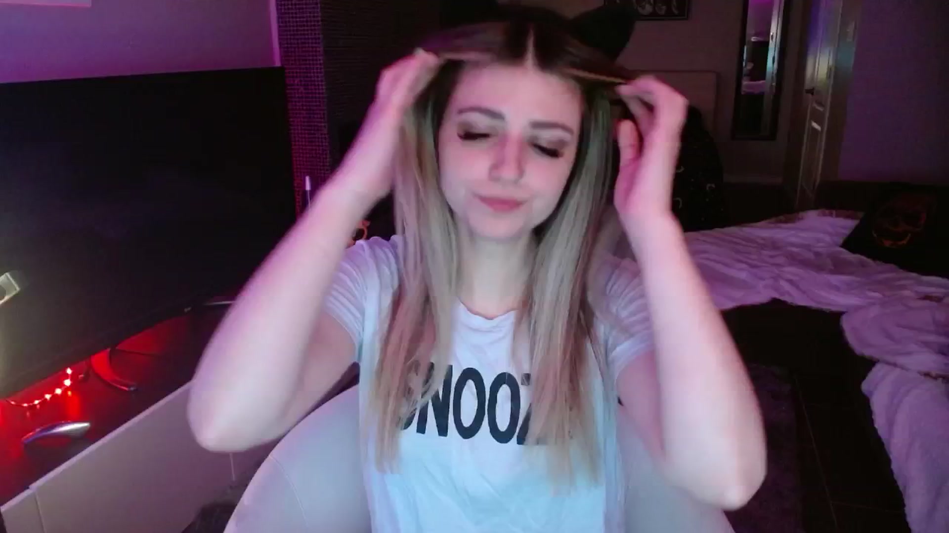 Gallery image thumbnail from Serafina's myfreecams stream on, 09/12/2024, 05:27 image 8 of 20