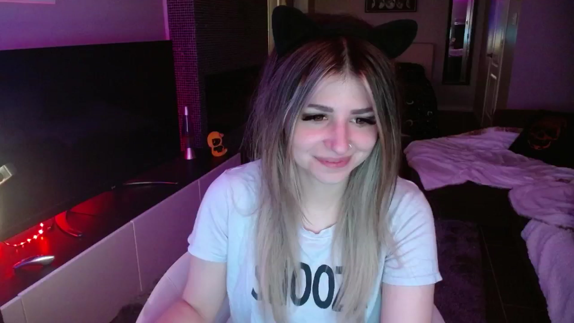 Gallery image thumbnail from Serafina's myfreecams stream on, 09/12/2024, 05:27 image 9 of 20