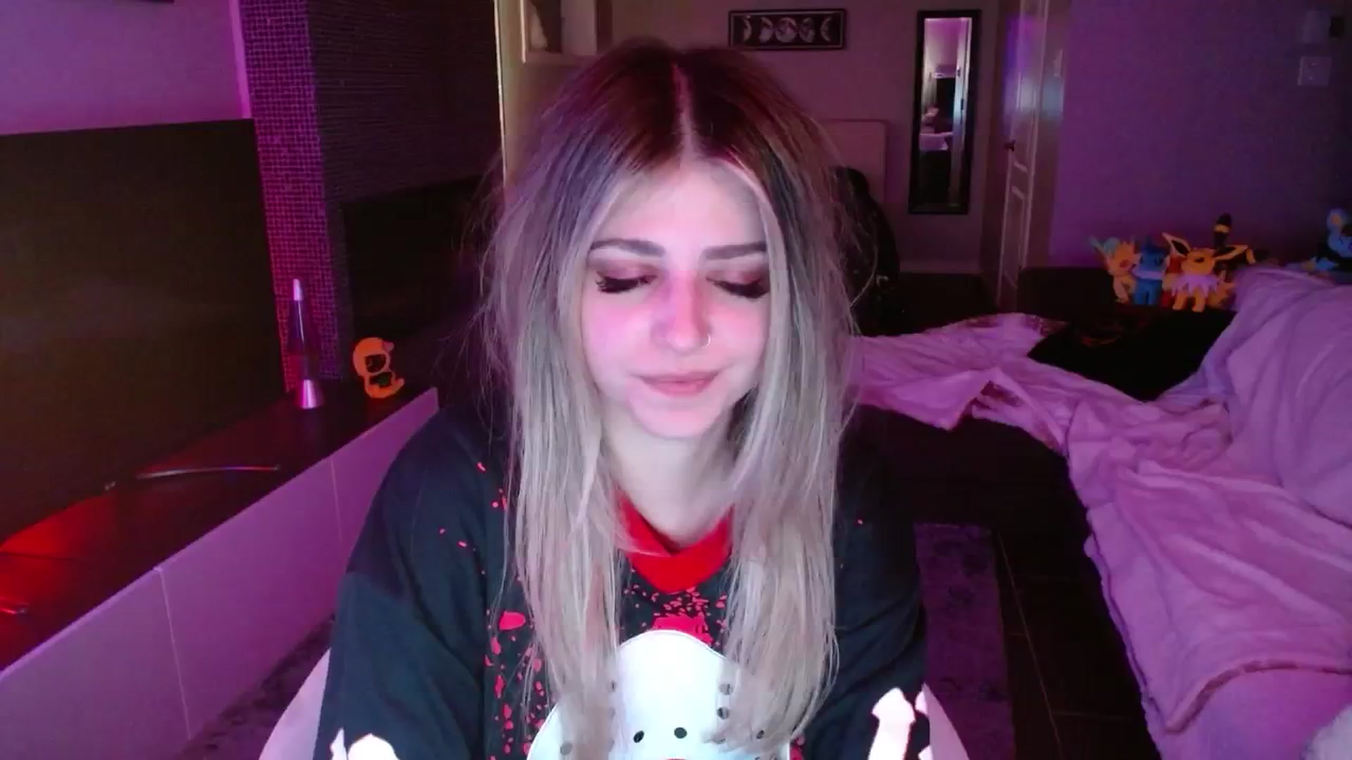Gallery image thumbnail from Serafina's myfreecams stream on, 09/14/2024, 03:41 image 18 of 20