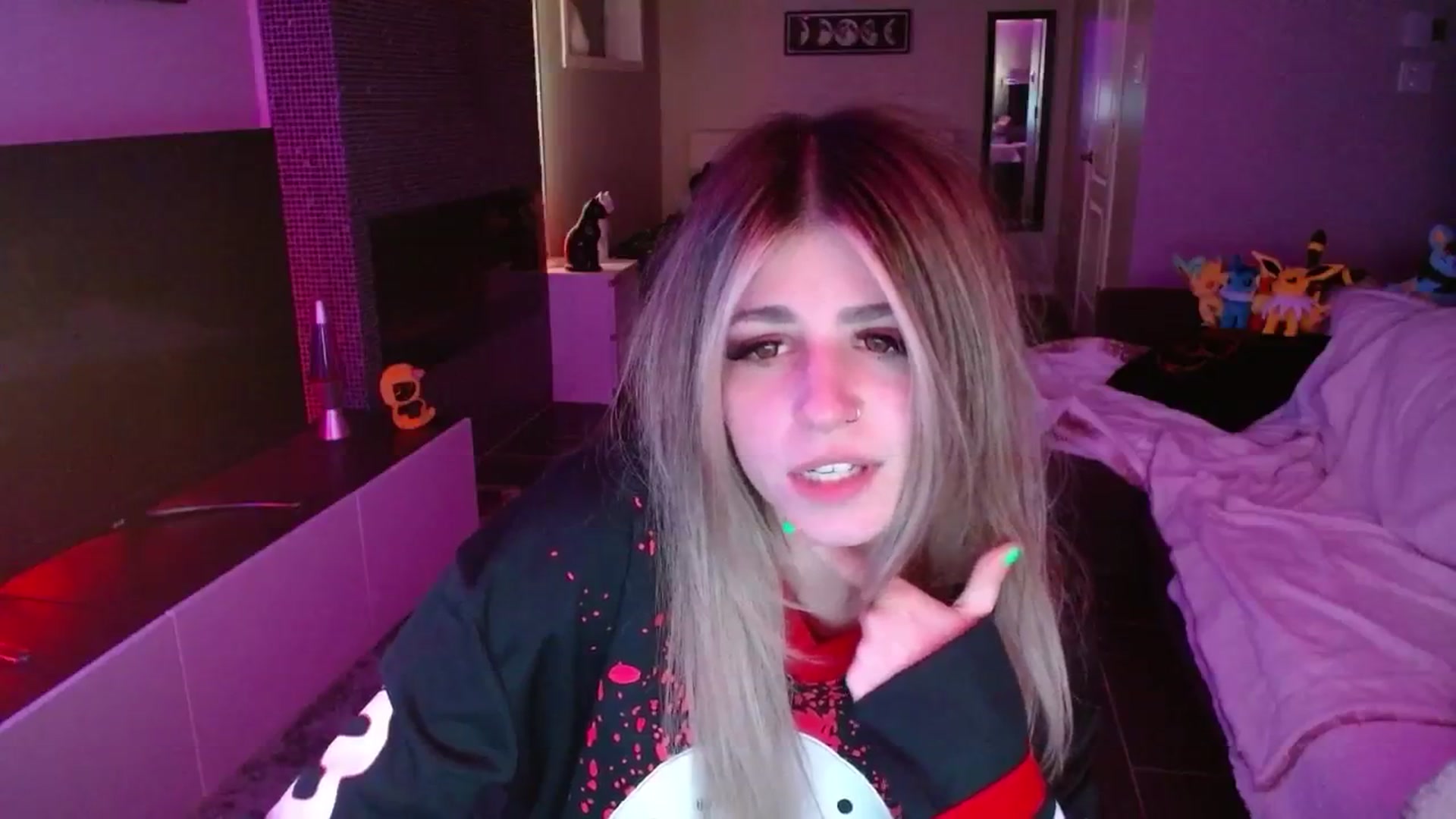 Gallery image thumbnail from Serafina's myfreecams stream on, 09/14/2024, 03:41 image 16 of 20